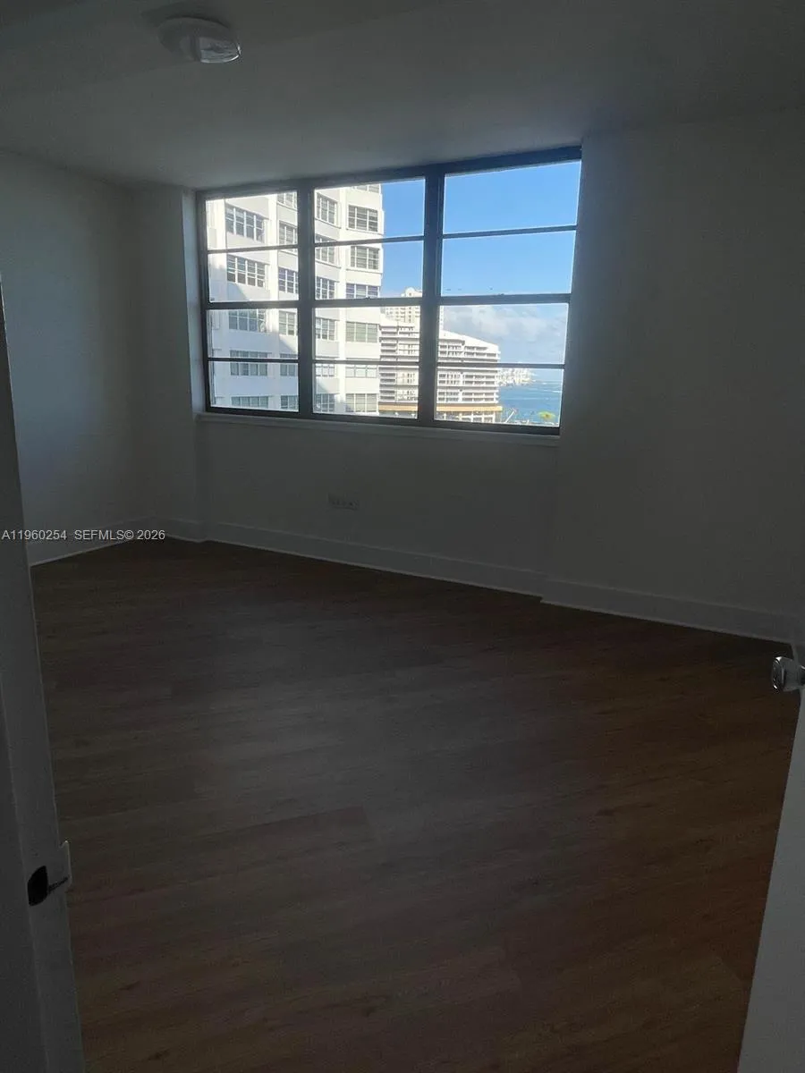 999 Brickell Bay Drive 1202, Miami, Florida 33131, Miami, Florida 33131, 2 Bedrooms Bedrooms, ,2 BathroomsBathrooms,Residential,For Sale,999 Brickell Bay Drive 1202, Miami, Florida 33131,A11960254