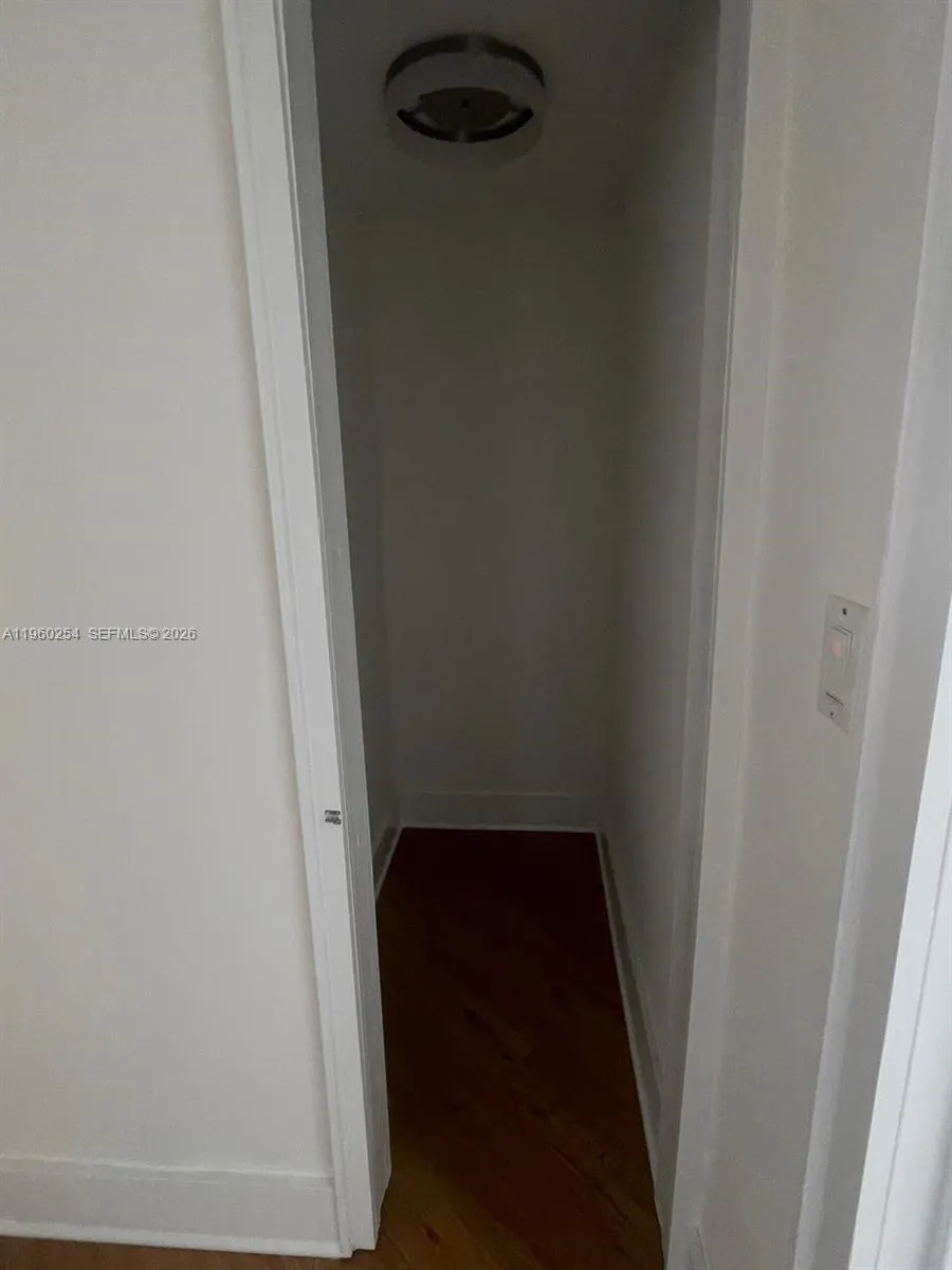 999 Brickell Bay Drive 1202, Miami, Florida 33131, Miami, Florida 33131, 2 Bedrooms Bedrooms, ,2 BathroomsBathrooms,Residential,For Sale,999 Brickell Bay Drive 1202, Miami, Florida 33131,A11960254