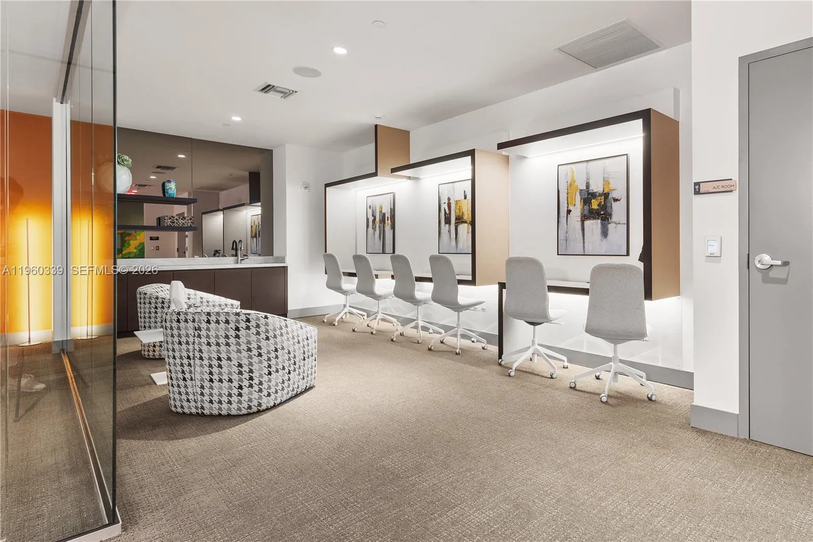 5350 Nw 84th Ave 2007, Doral, Florida 33166, Doral, Florida 33166, 2 Bedrooms Bedrooms, ,2 BathroomsBathrooms,Residential,For Sale,5350 Nw 84th Ave 2007, Doral, Florida 33166,A11960339