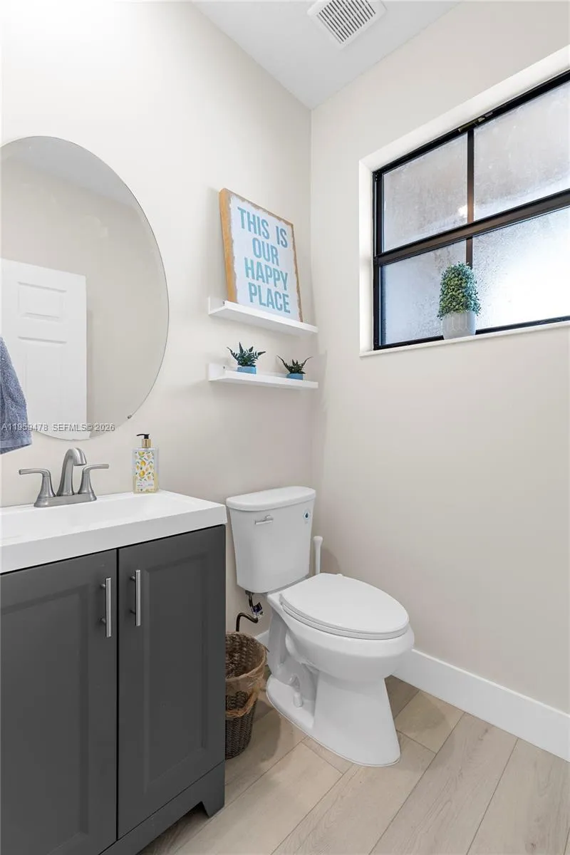 Hialeah, Florida 33018, 3 Bedrooms Bedrooms, ,2 BathroomsBathrooms,Residential,For Sale,A11959478