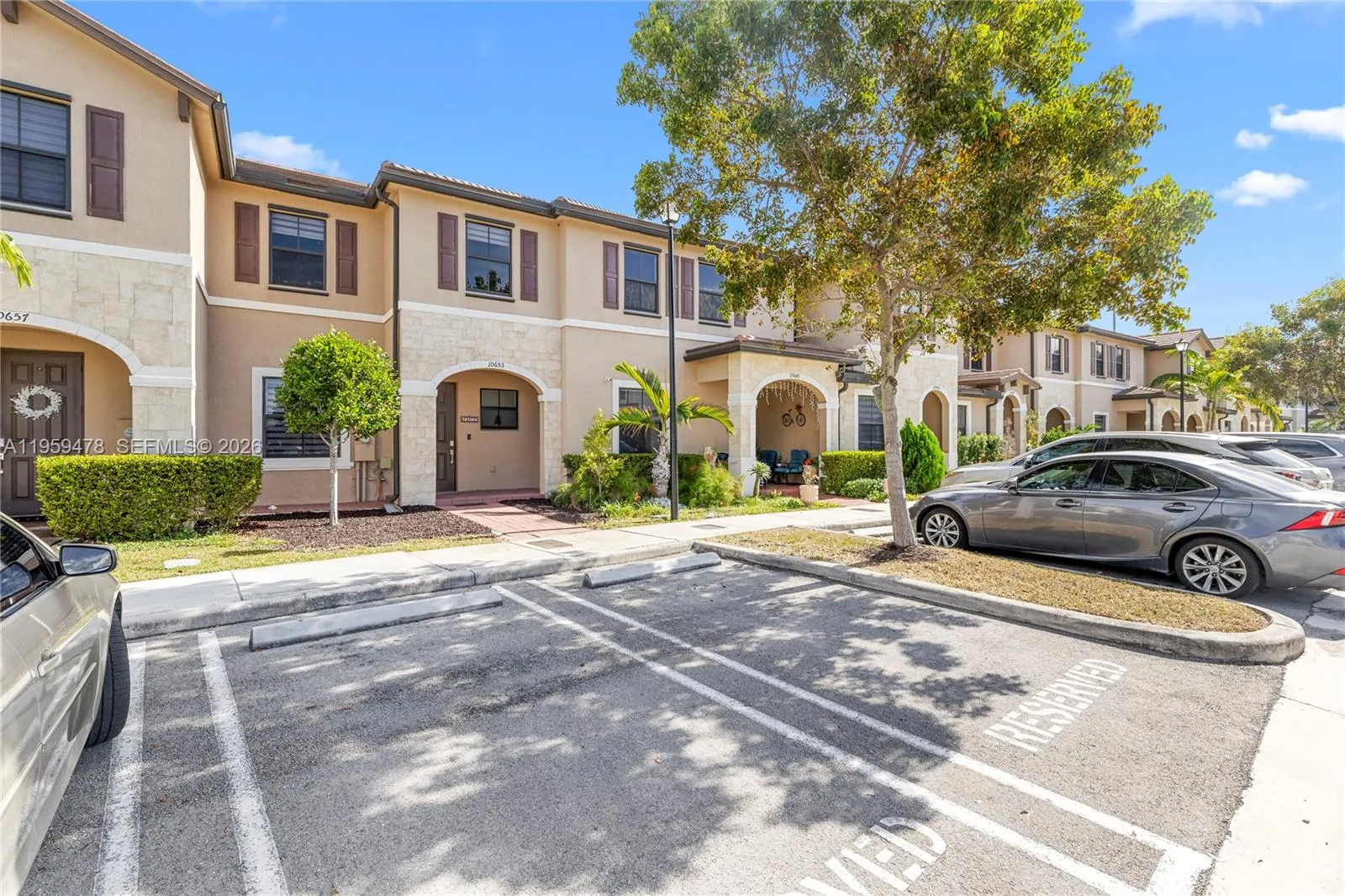 2 assigned parking spaces