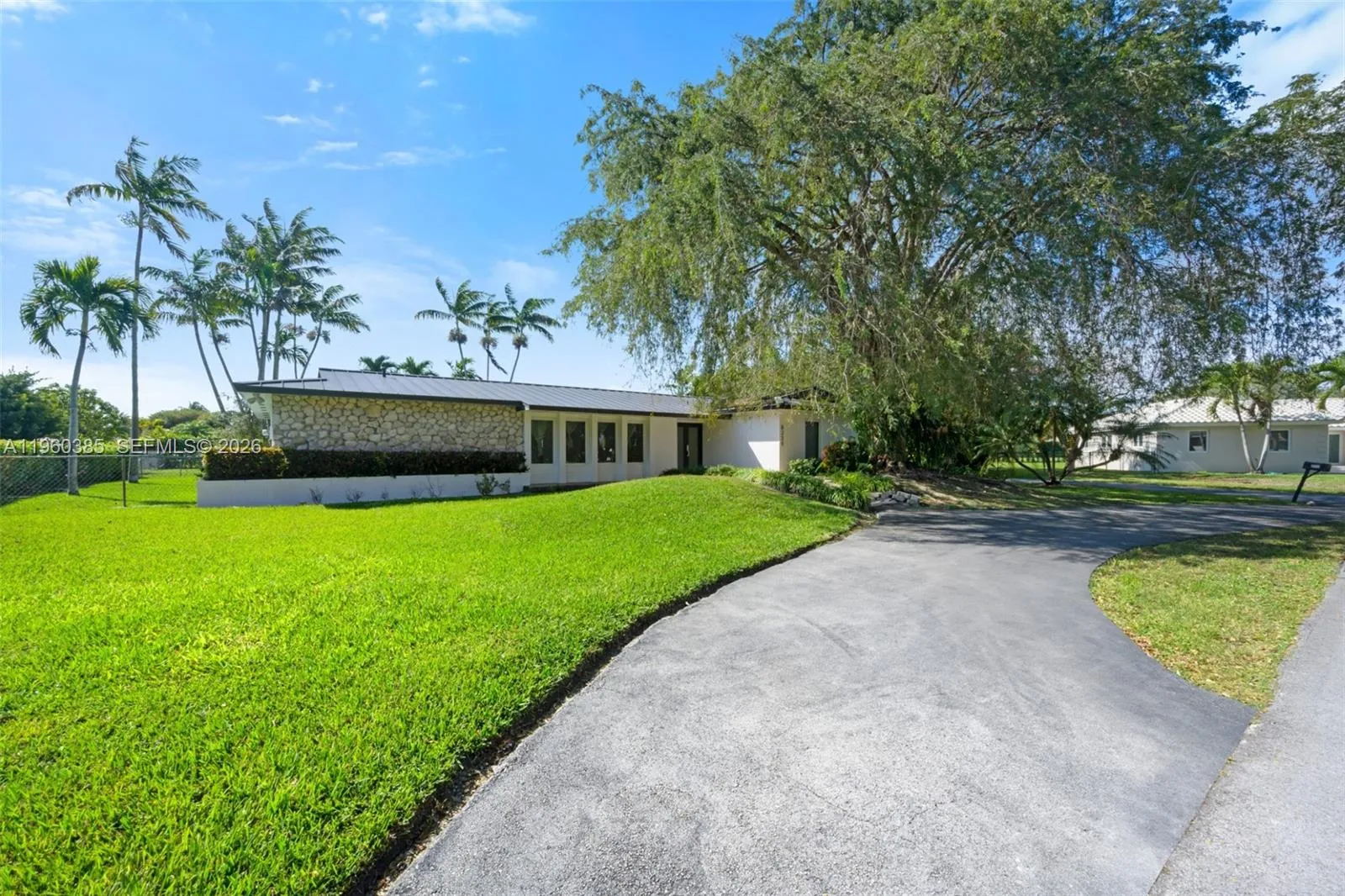 8330 Sw 171st St, Palmetto Bay, Florida 33157, Palmetto Bay, Florida 33157, 5 Bedrooms Bedrooms, ,3 BathroomsBathrooms,Residential,For Sale,8330 Sw 171st St, Palmetto Bay, Florida 33157,A11960385