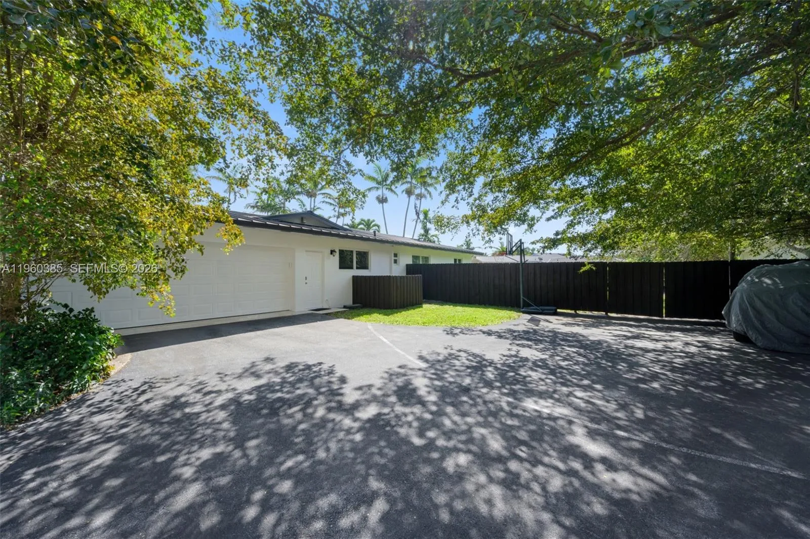 8330 Sw 171st St, Palmetto Bay, Florida 33157, Palmetto Bay, Florida 33157, 5 Bedrooms Bedrooms, ,3 BathroomsBathrooms,Residential,For Sale,8330 Sw 171st St, Palmetto Bay, Florida 33157,A11960385