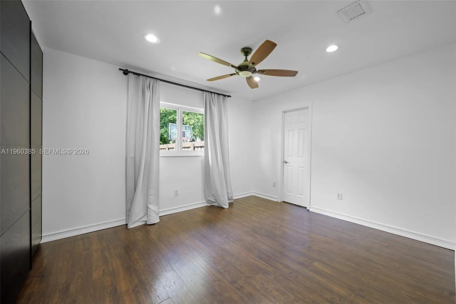 8330 Sw 171st St, Palmetto Bay, Florida 33157, Palmetto Bay, Florida 33157, 5 Bedrooms Bedrooms, ,3 BathroomsBathrooms,Residential,For Sale,8330 Sw 171st St, Palmetto Bay, Florida 33157,A11960385