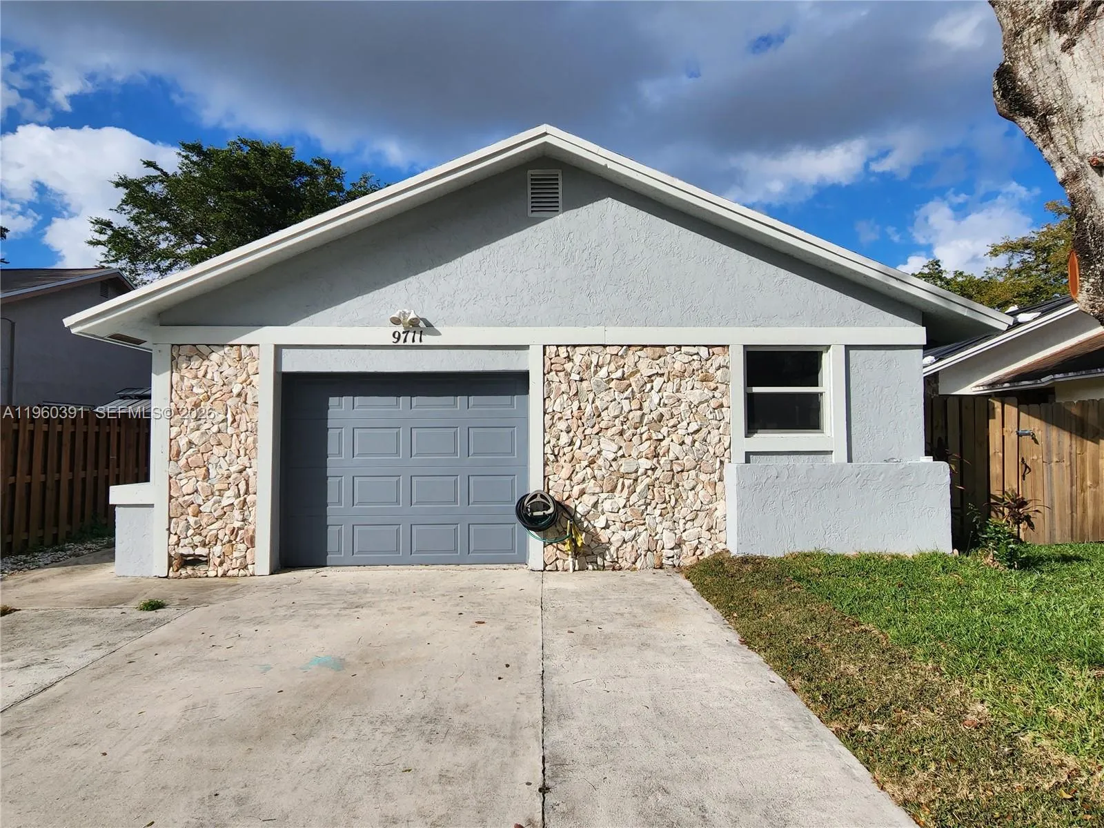 9711 Sw 57th St, Cooper City, Florida 33328, Cooper City, Florida 33328, 3 Bedrooms Bedrooms, ,2 BathroomsBathrooms,Residential,For Sale,9711 Sw 57th St, Cooper City, Florida 33328,A11960391