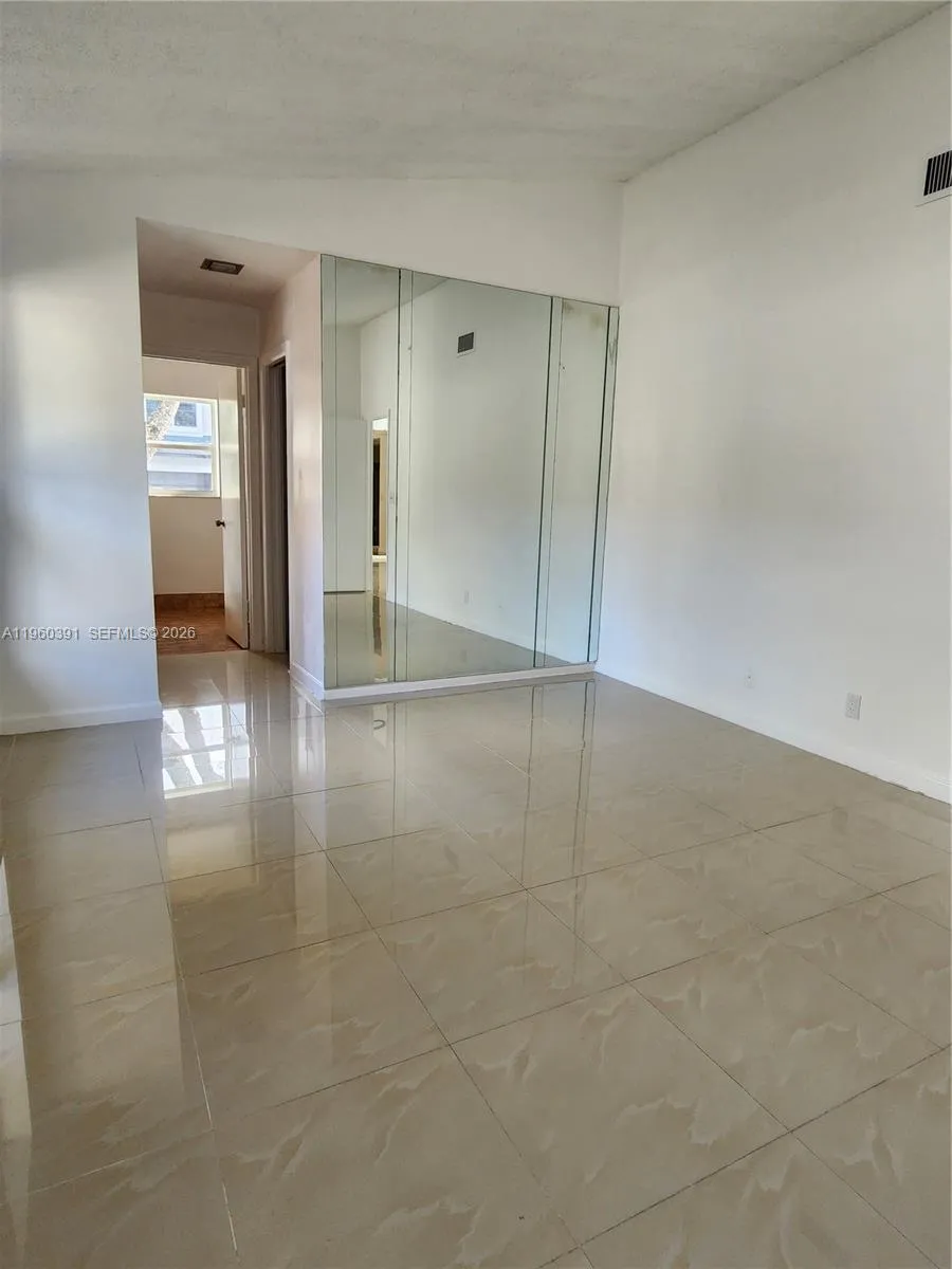 9711 Sw 57th St, Cooper City, Florida 33328, Cooper City, Florida 33328, 3 Bedrooms Bedrooms, ,2 BathroomsBathrooms,Residential,For Sale,9711 Sw 57th St, Cooper City, Florida 33328,A11960391