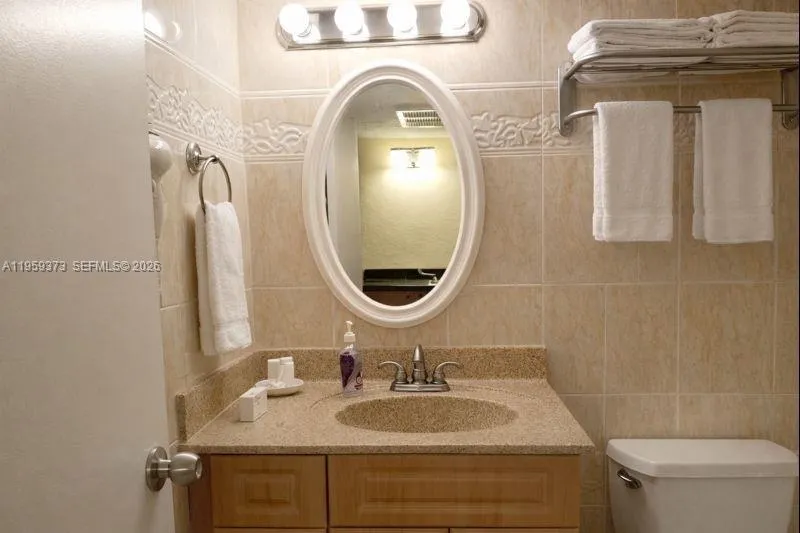 19201 Collins Ave 707, Sunny Isles Beach, Florida, Sunny Isles Beach, Florida 33160, ,1 BathroomBathrooms,Residential,For Sale,19201 Collins Ave 707, Sunny Isles Beach, Florida ,A11959373