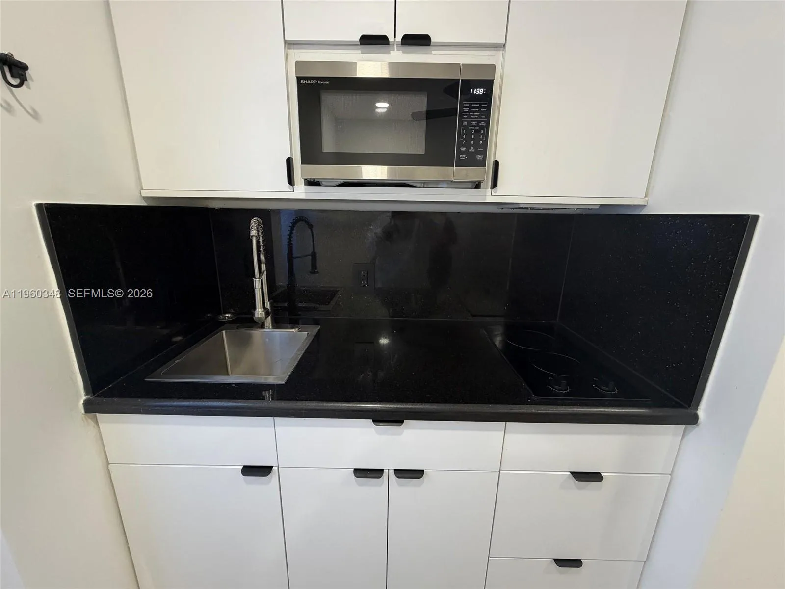 11448 Sw 185th Ter, Miami, Florida 33157, Miami, Florida 33157, 1 Bedroom Bedrooms, ,1 BathroomBathrooms,Residential Lease,For Rent,11448 Sw 185th Ter, Miami, Florida 33157,A11960348