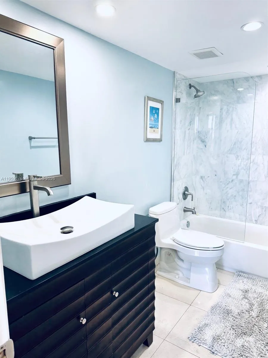 1900 Sunset Harbour Dr 1009, Miami Beach, Florida, Miami Beach, Florida 33139, 2 Bedrooms Bedrooms, ,2 BathroomsBathrooms,Residential,For Sale,1900 Sunset Harbour Dr 1009, Miami Beach, Florida ,A11959976