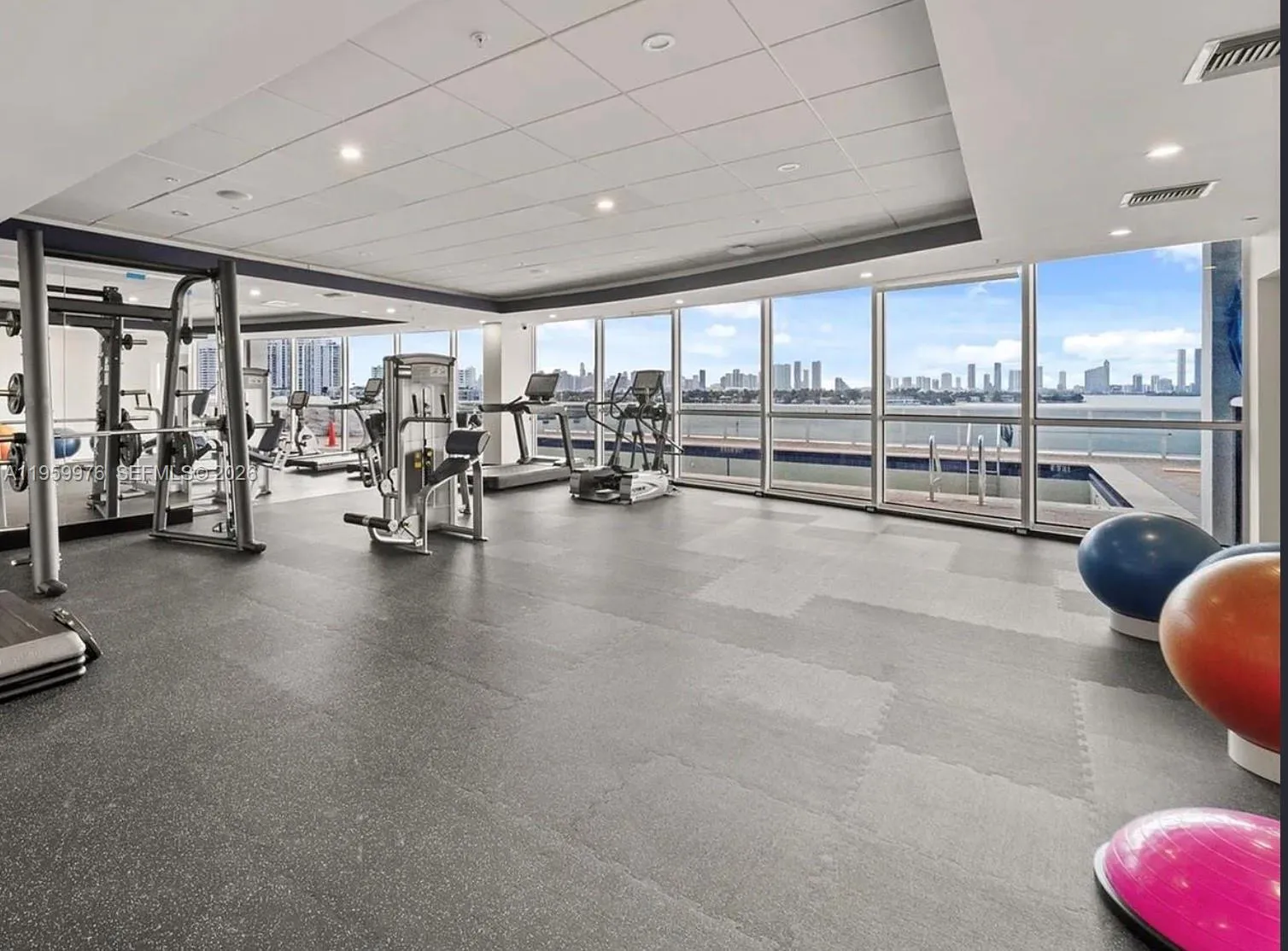 1900 Sunset Harbour Dr 1009, Miami Beach, Florida, Miami Beach, Florida 33139, 2 Bedrooms Bedrooms, ,2 BathroomsBathrooms,Residential,For Sale,1900 Sunset Harbour Dr 1009, Miami Beach, Florida ,A11959976