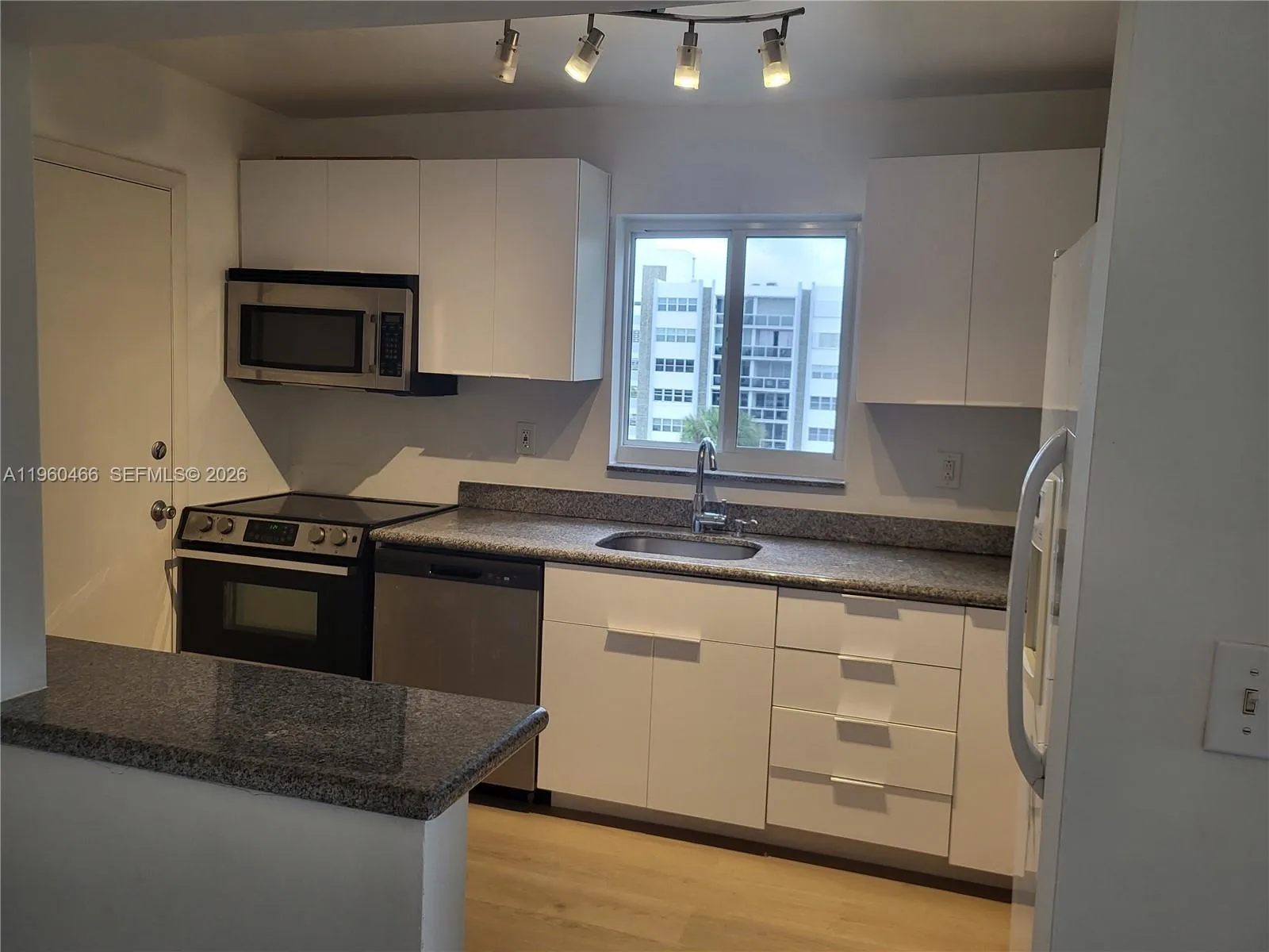 1020 94th St 503, Bay Harbor Islands, Florida 3315, Bay Harbor Islands, Florida 33154, 2 Bedrooms Bedrooms, ,2 BathroomsBathrooms,Residential Lease,For Rent,1020 94th St 503, Bay Harbor Islands, Florida 3315,A11960466