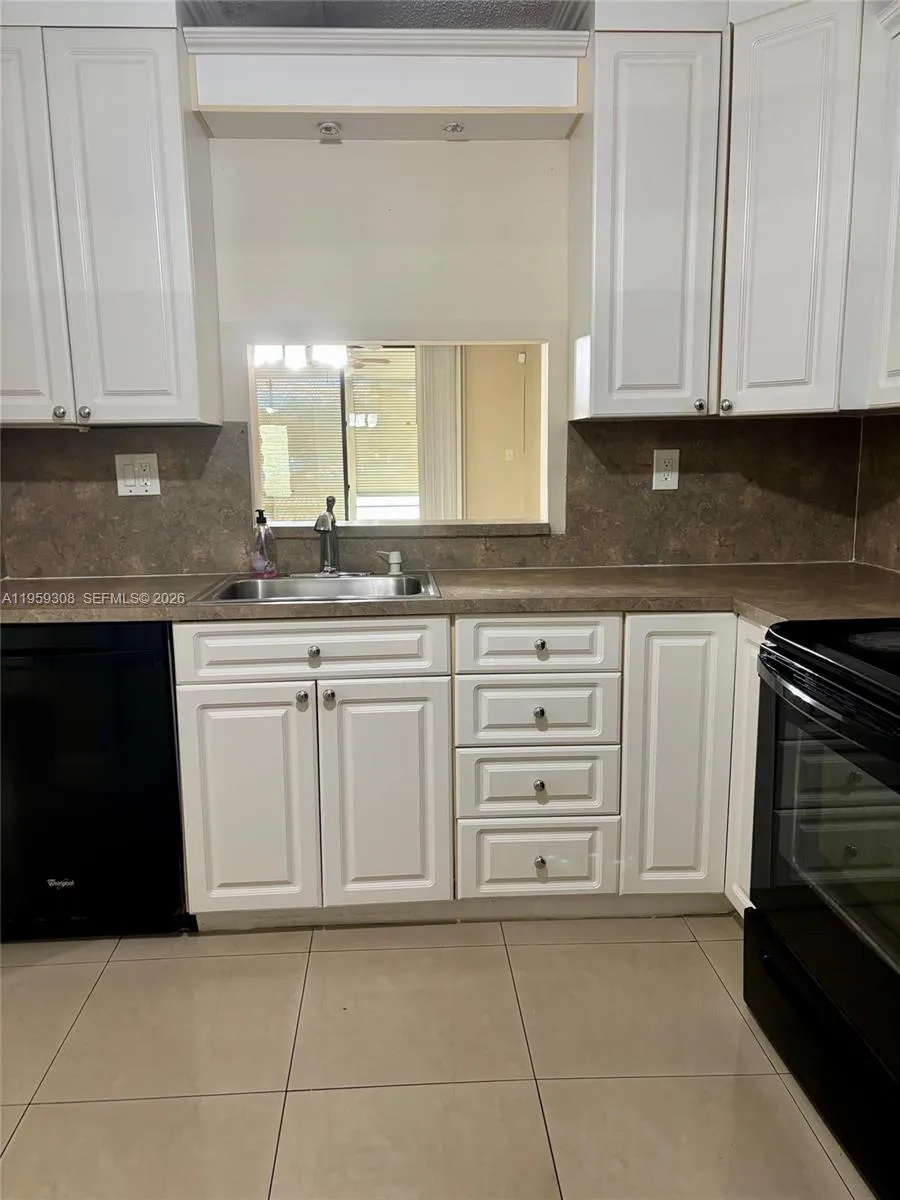 1800 Sw 81st Ave 1112, North Lauderdale, Florida 3, North Lauderdale, Florida 33068, 1 Bedroom Bedrooms, ,1 BathroomBathrooms,Residential Lease,For Rent,1800 Sw 81st Ave 1112, North Lauderdale, Florida 3,A11959308