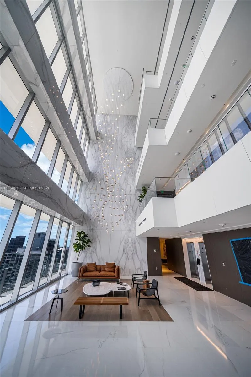 300 Biscayne Blvd Way 2009, Miami, Florida 33131, Miami, Florida 33131, 2 Bedrooms Bedrooms, ,2 BathroomsBathrooms,Residential,For Sale,300 Biscayne Blvd Way 2009, Miami, Florida 33131,A11960018