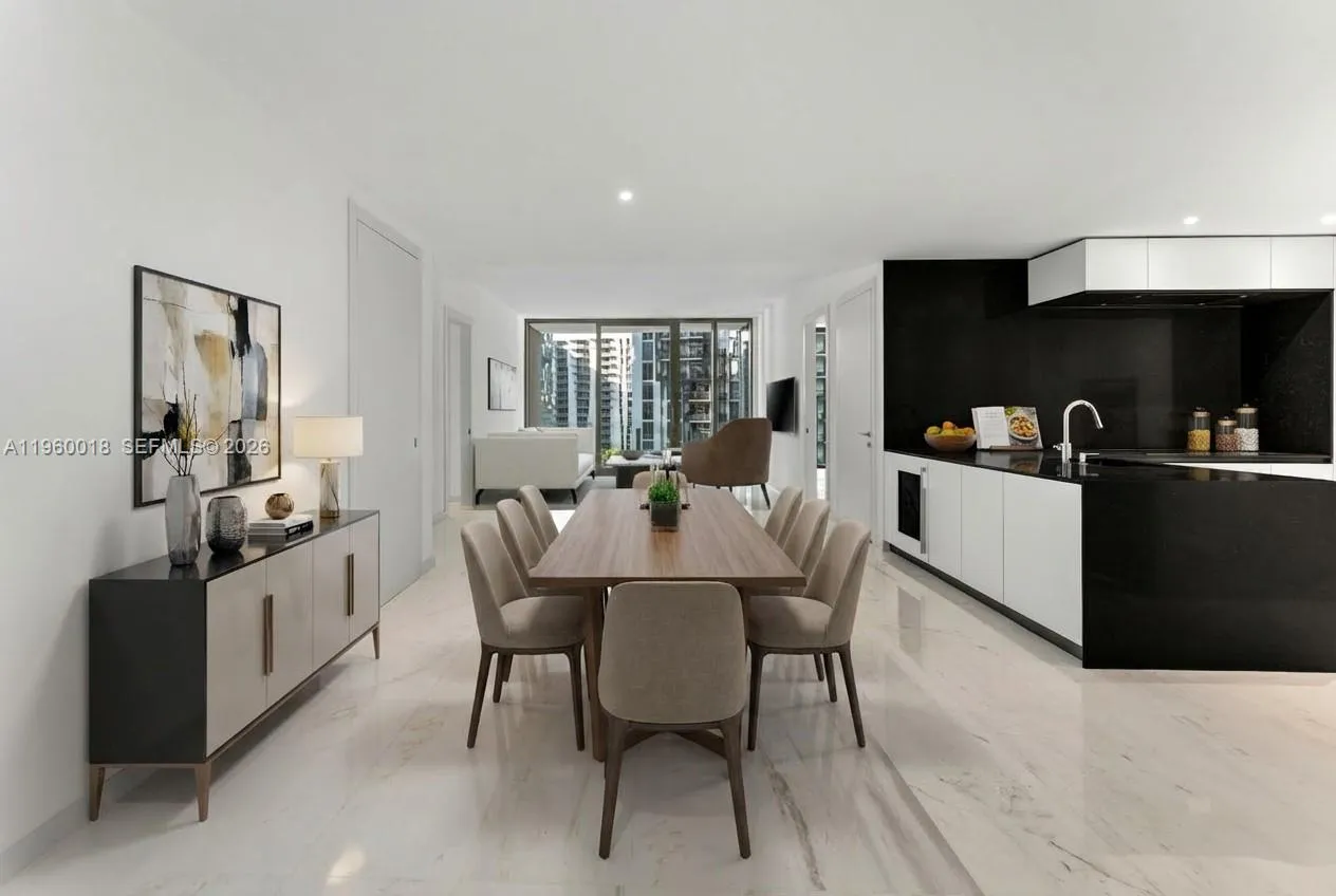 300 Biscayne Blvd Way 2009, Miami, Florida 33131, Miami, Florida 33131, 2 Bedrooms Bedrooms, ,2 BathroomsBathrooms,Residential,For Sale,300 Biscayne Blvd Way 2009, Miami, Florida 33131,A11960018