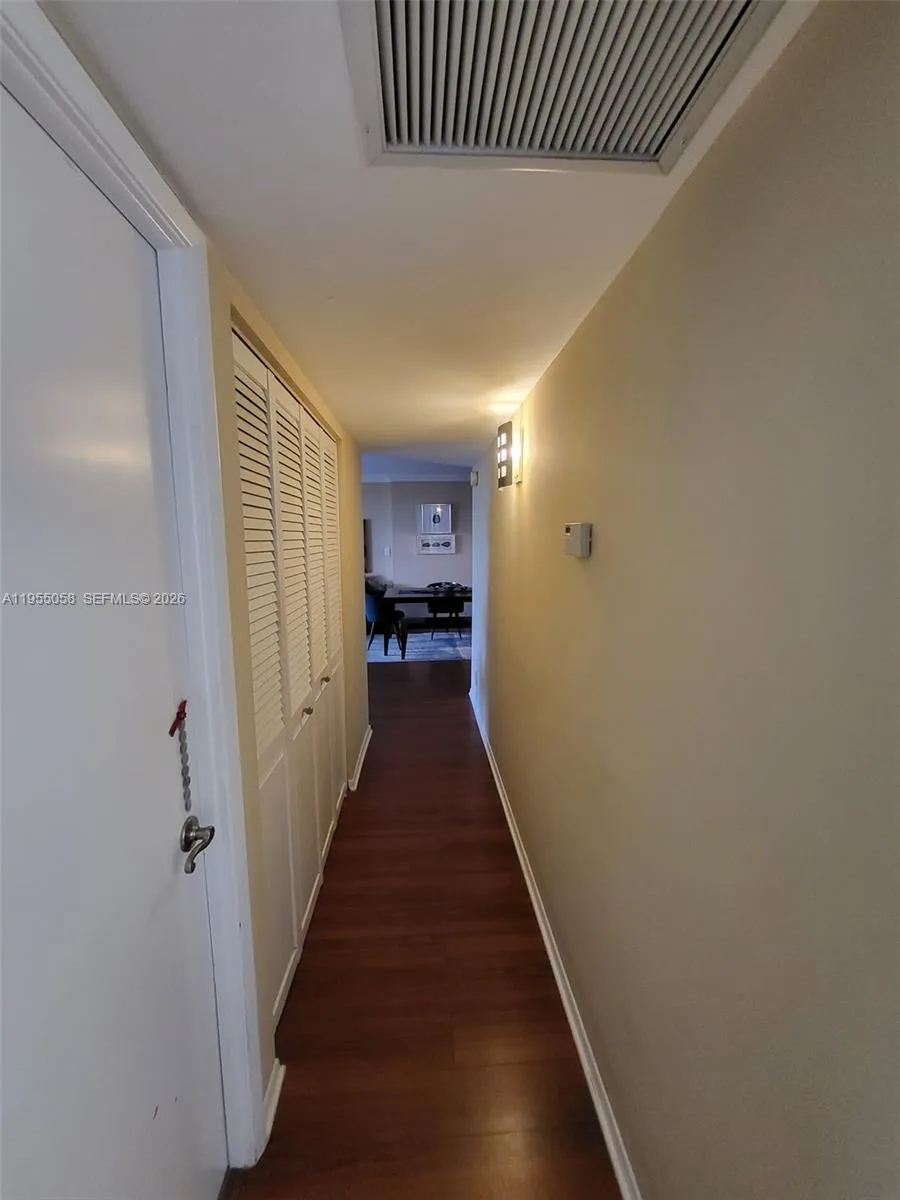 Aventura, Florida 33160, 2 Bedrooms Bedrooms, ,2 BathroomsBathrooms,Residential Lease,For Rent,A11955058