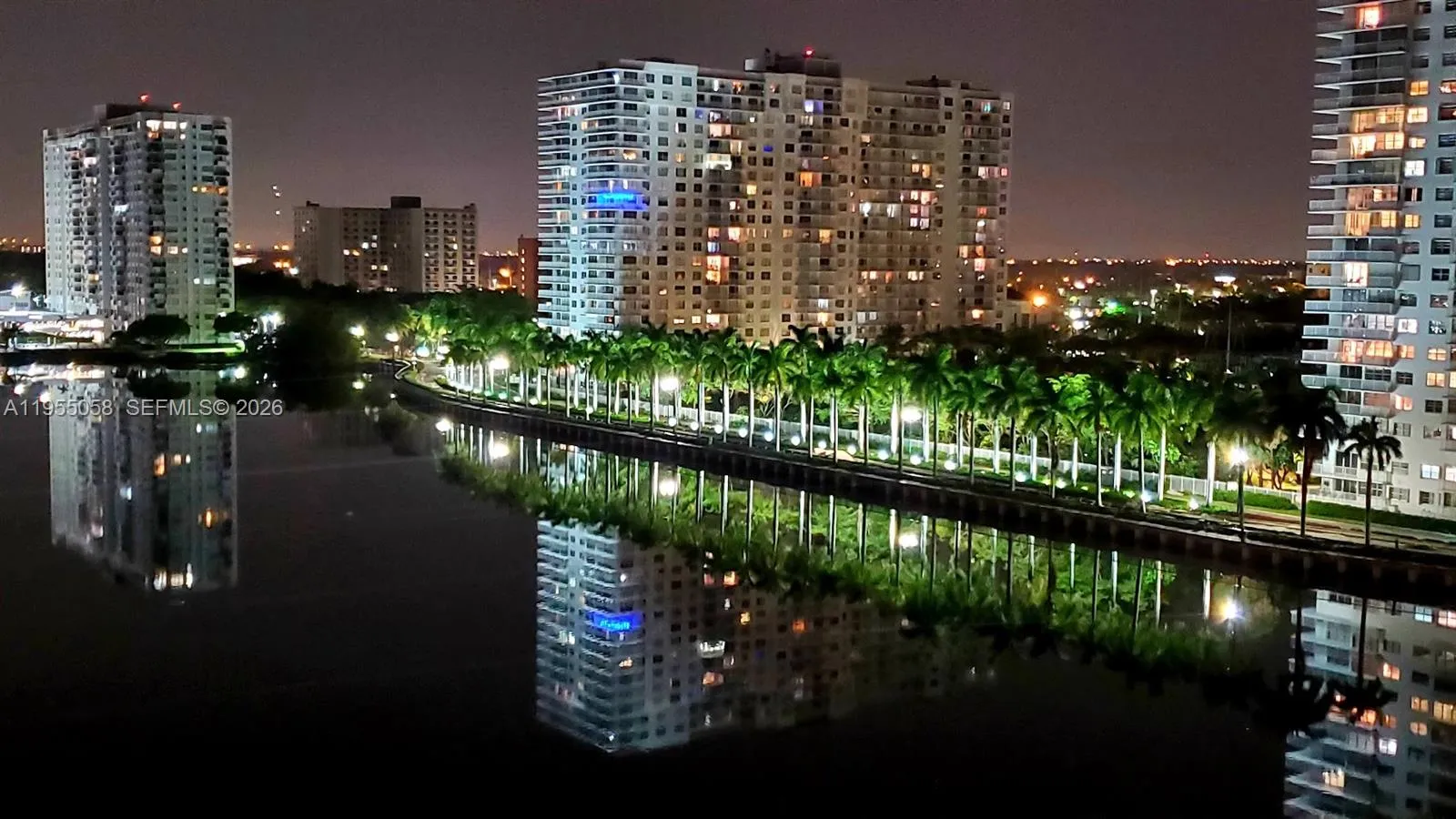 Aventura, Florida 33160, 2 Bedrooms Bedrooms, ,2 BathroomsBathrooms,Residential Lease,For Rent,A11955058