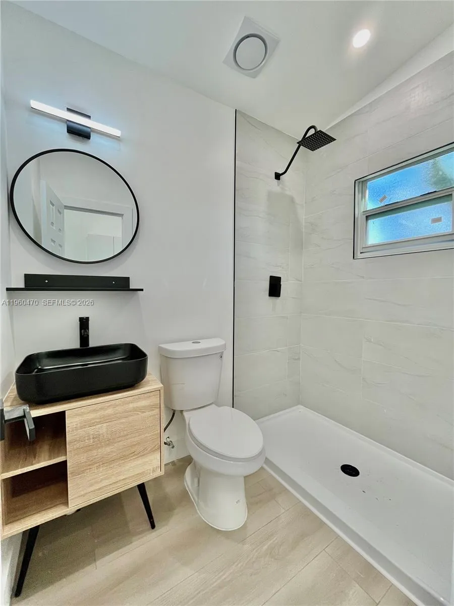 6241 Nw Miami Pl, Miami, Florida 33150, Miami, Florida 33150, ,Residential Income,For Sale,6241 Nw Miami Pl, Miami, Florida 33150,A11960470