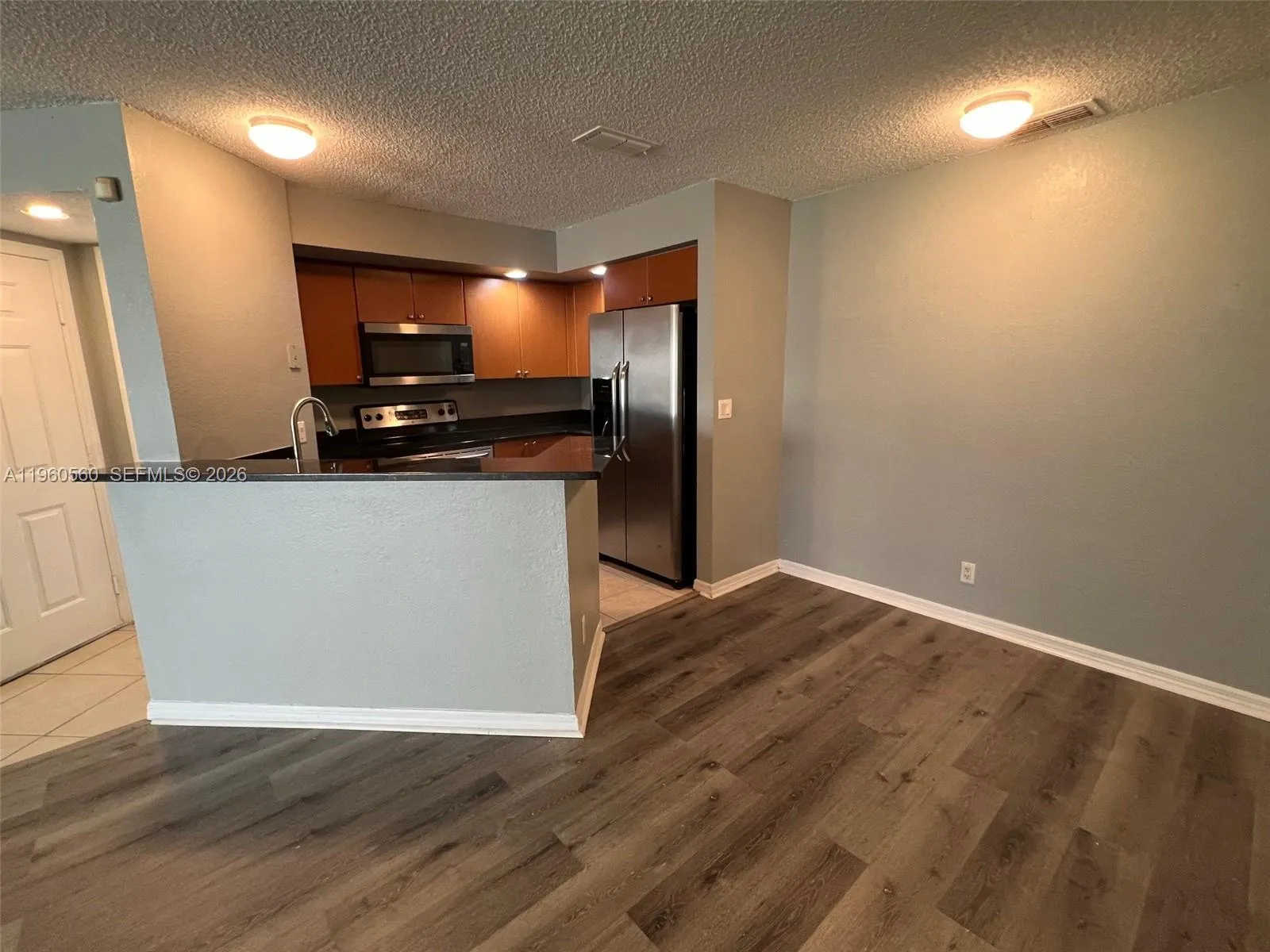 3350 N Pinewalk Dr N 1414, Margate, Florida 33063, Margate, Florida 33063, 1 Bedroom Bedrooms, ,1 BathroomBathrooms,Residential Lease,For Rent,3350 N Pinewalk Dr N 1414, Margate, Florida 33063,A11960560
