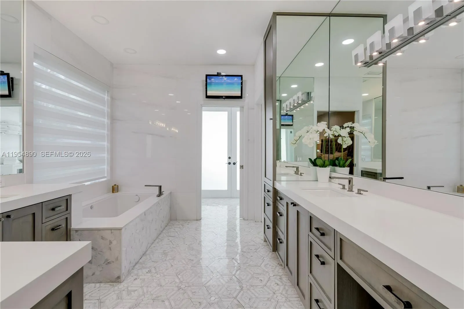 10521 Sw 123rd St, Miami, Florida 33176, Miami, Florida 33176, 5 Bedrooms Bedrooms, ,3 BathroomsBathrooms,Residential,For Sale,10521 Sw 123rd St, Miami, Florida 33176,A11954890