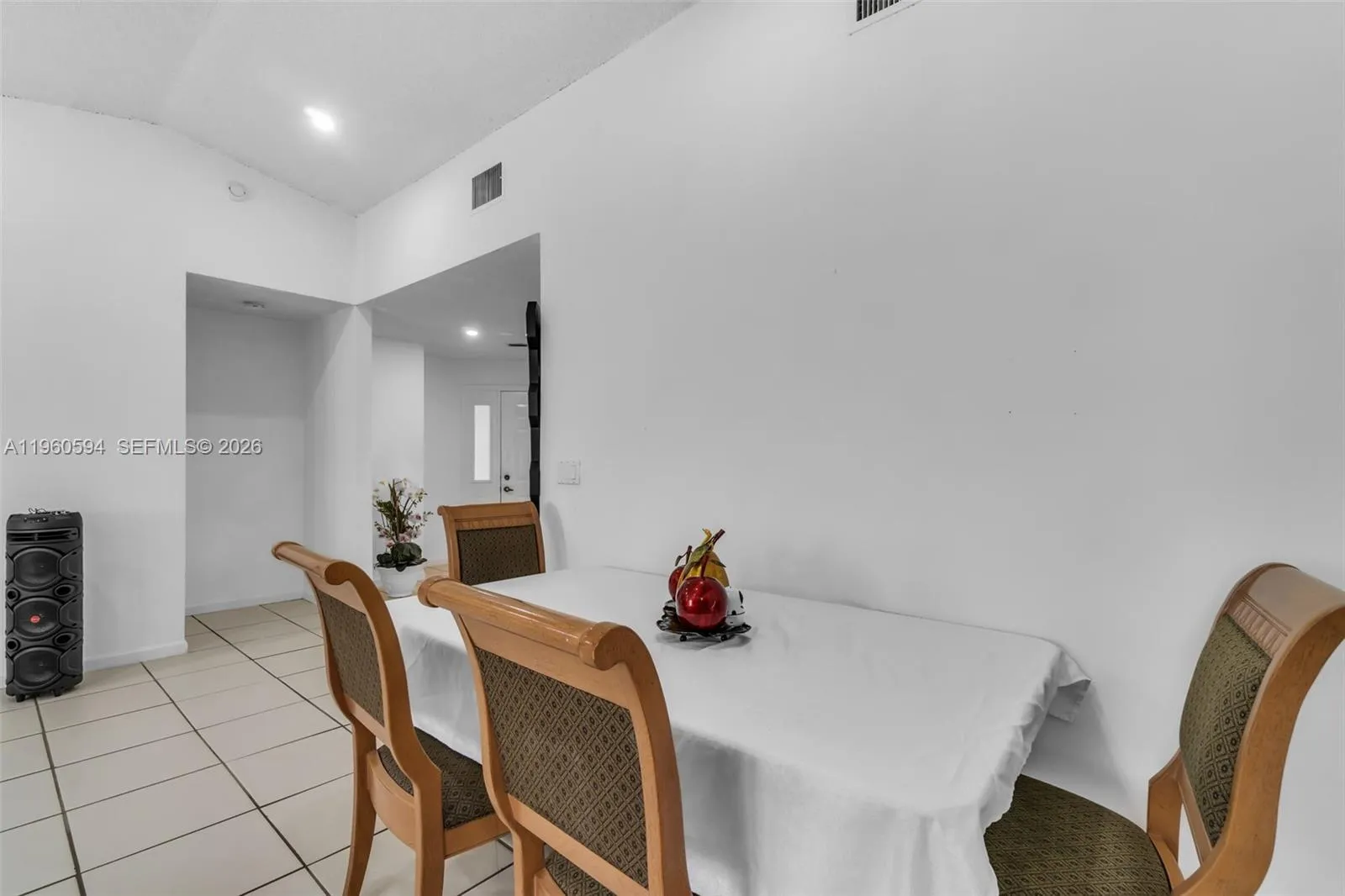 2590 Se 7th Pl, Homestead, Florida 33033, Homestead, Florida 33033, 2 Bedrooms Bedrooms, ,2 BathroomsBathrooms,Residential,For Sale,2590 Se 7th Pl, Homestead, Florida 33033,A11960594