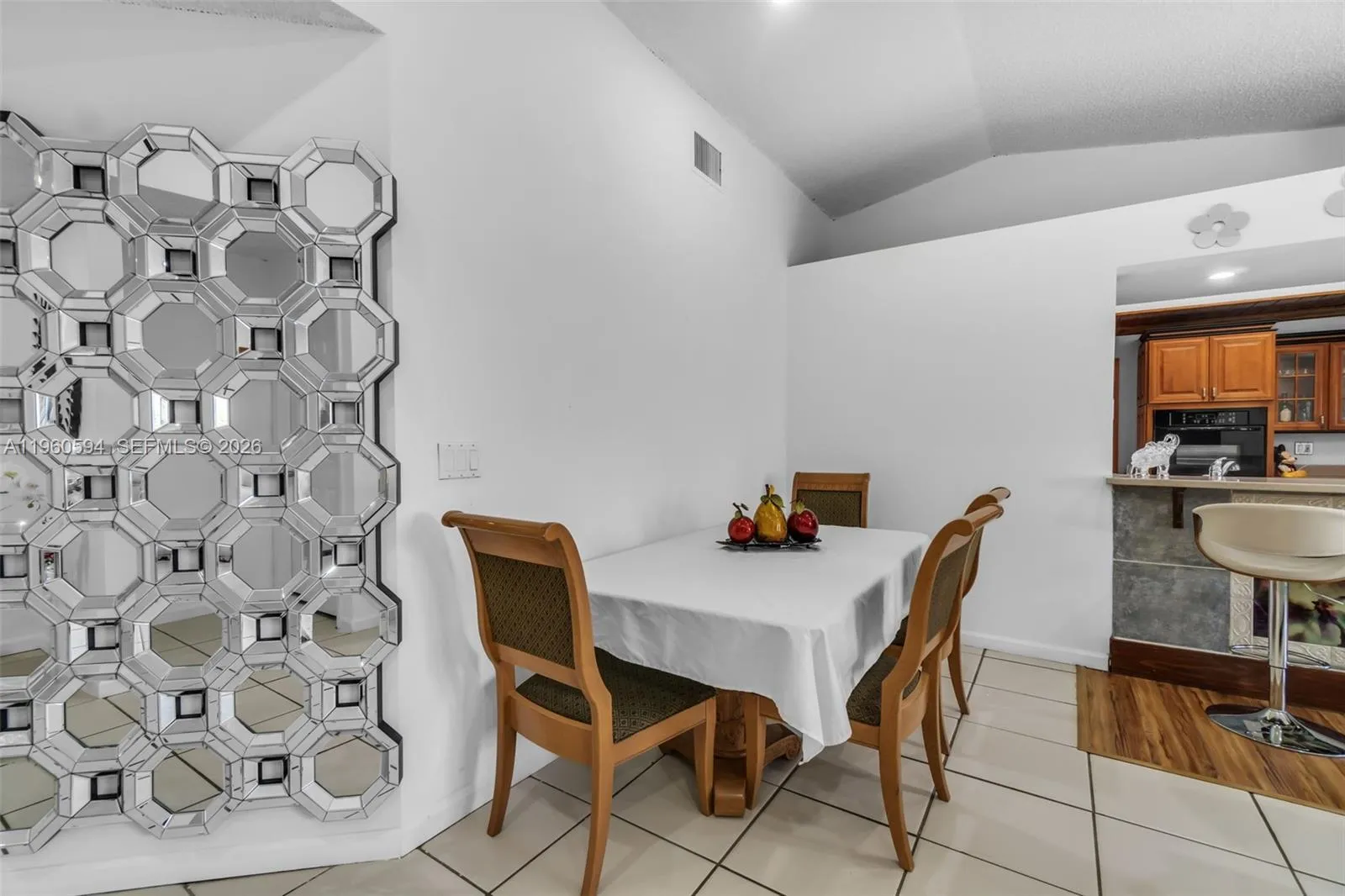 2590 Se 7th Pl, Homestead, Florida 33033, Homestead, Florida 33033, 2 Bedrooms Bedrooms, ,2 BathroomsBathrooms,Residential,For Sale,2590 Se 7th Pl, Homestead, Florida 33033,A11960594