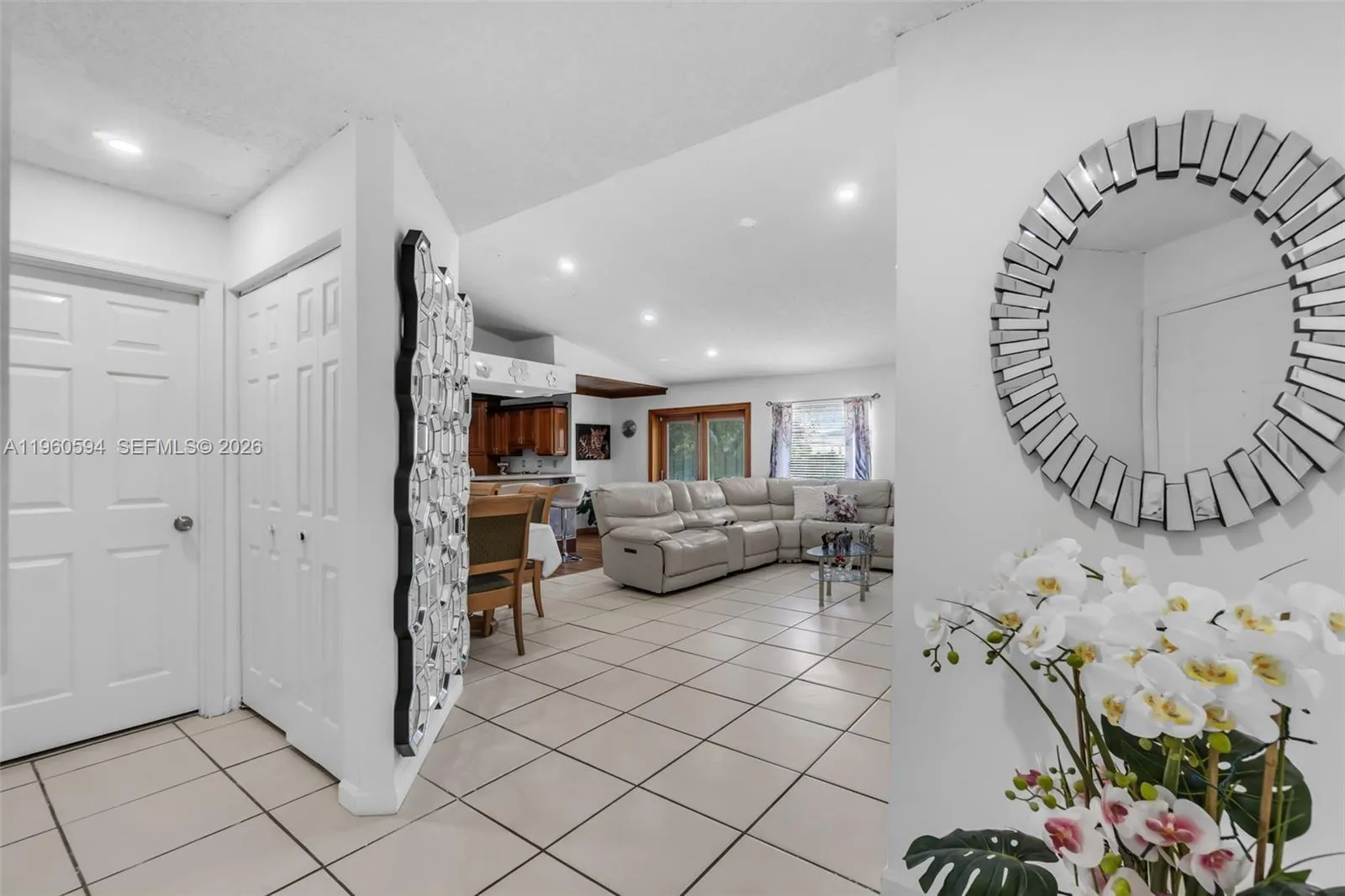 2590 Se 7th Pl, Homestead, Florida 33033, Homestead, Florida 33033, 2 Bedrooms Bedrooms, ,2 BathroomsBathrooms,Residential,For Sale,2590 Se 7th Pl, Homestead, Florida 33033,A11960594