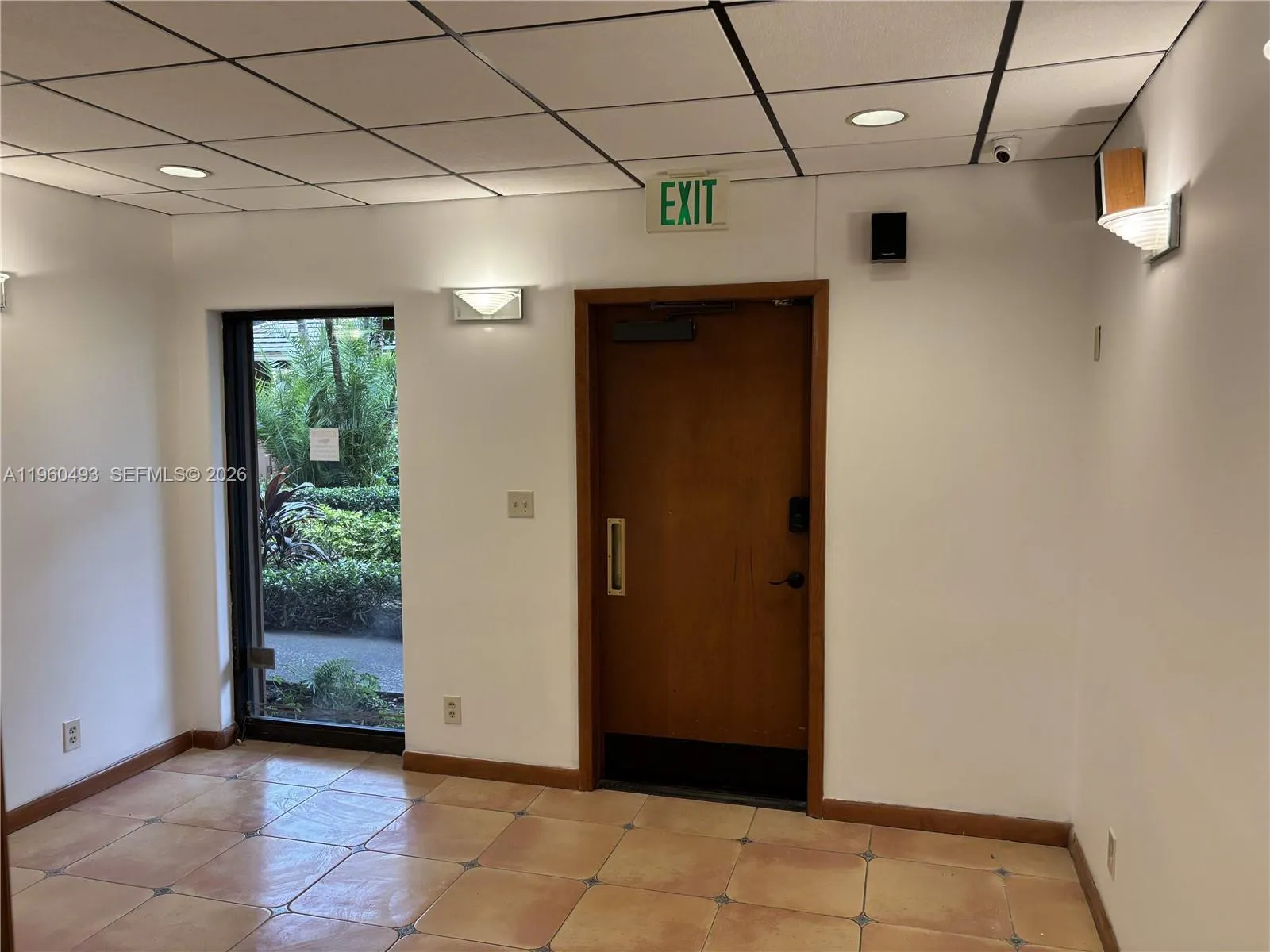 7800 W Oakland Park Blvd Bld-b #102, Sunrise, Flor, Sunrise, Florida 33351, ,Commercial Sale,For Sale,7800 W Oakland Park Blvd Bld-b #102, Sunrise, Flor,A11960493