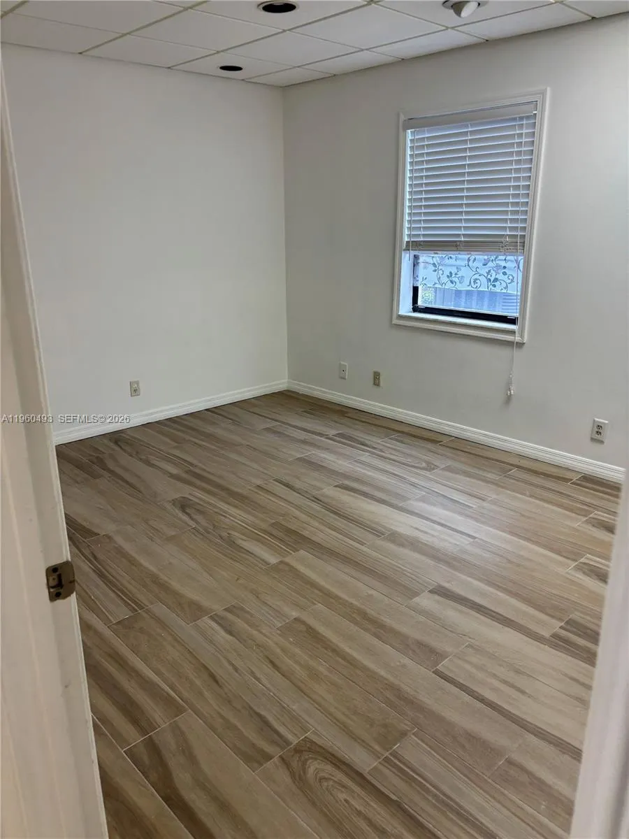 7800 W Oakland Park Blvd Bld-b #102, Sunrise, Flor, Sunrise, Florida 33351, ,Commercial Sale,For Sale,7800 W Oakland Park Blvd Bld-b #102, Sunrise, Flor,A11960493