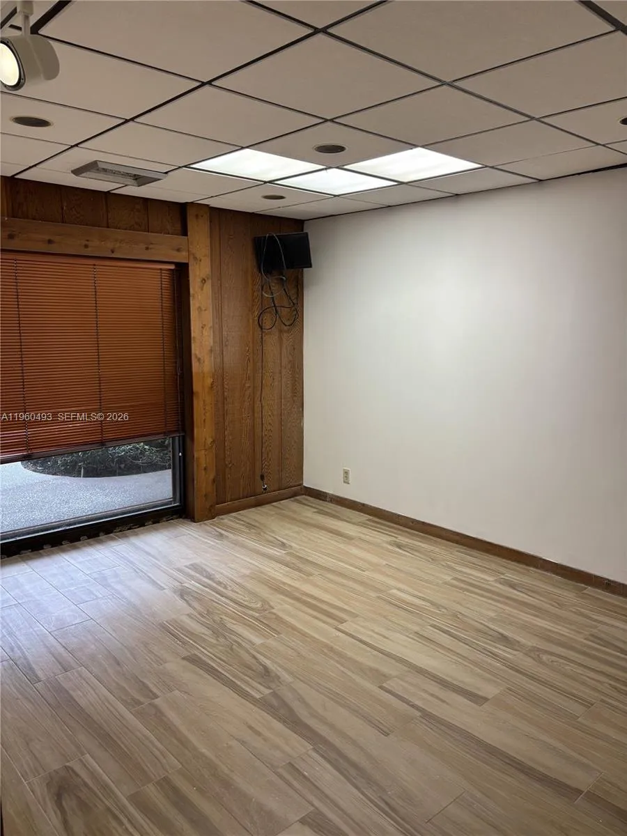 7800 W Oakland Park Blvd Bld-b #102, Sunrise, Flor, Sunrise, Florida 33351, ,Commercial Sale,For Sale,7800 W Oakland Park Blvd Bld-b #102, Sunrise, Flor,A11960493