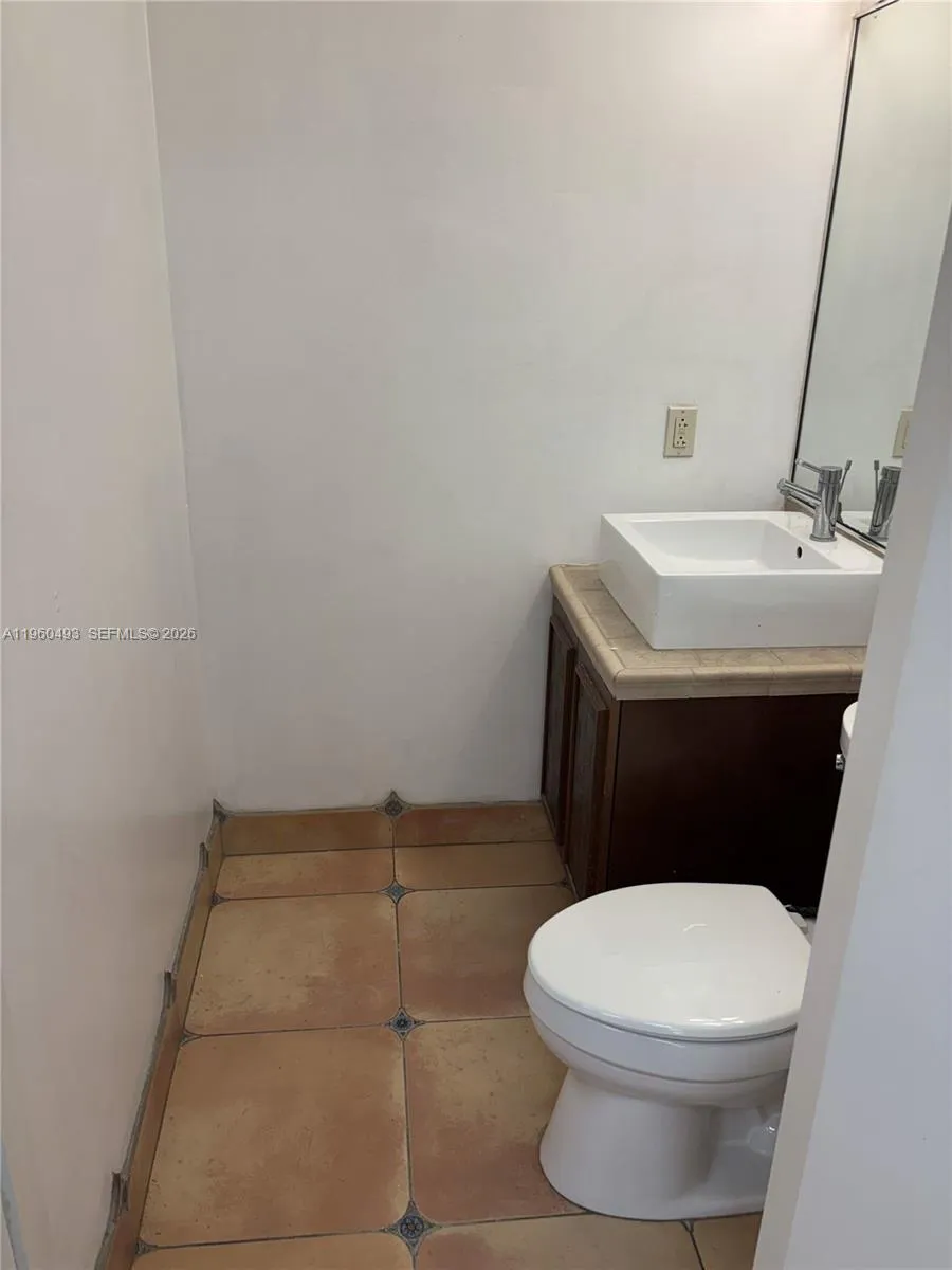 7800 W Oakland Park Blvd Bld-b #102, Sunrise, Flor, Sunrise, Florida 33351, ,Commercial Sale,For Sale,7800 W Oakland Park Blvd Bld-b #102, Sunrise, Flor,A11960493