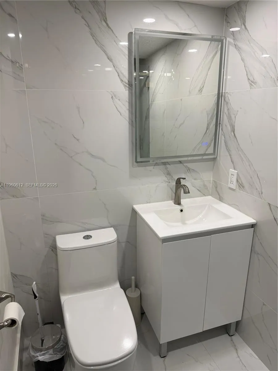 14273 Kendale Lakes Cir, Miami, Florida 33183, Miami, Florida 33183, 3 Bedrooms Bedrooms, ,3 BathroomsBathrooms,Residential,For Sale,14273 Kendale Lakes Cir, Miami, Florida 33183,A11960612