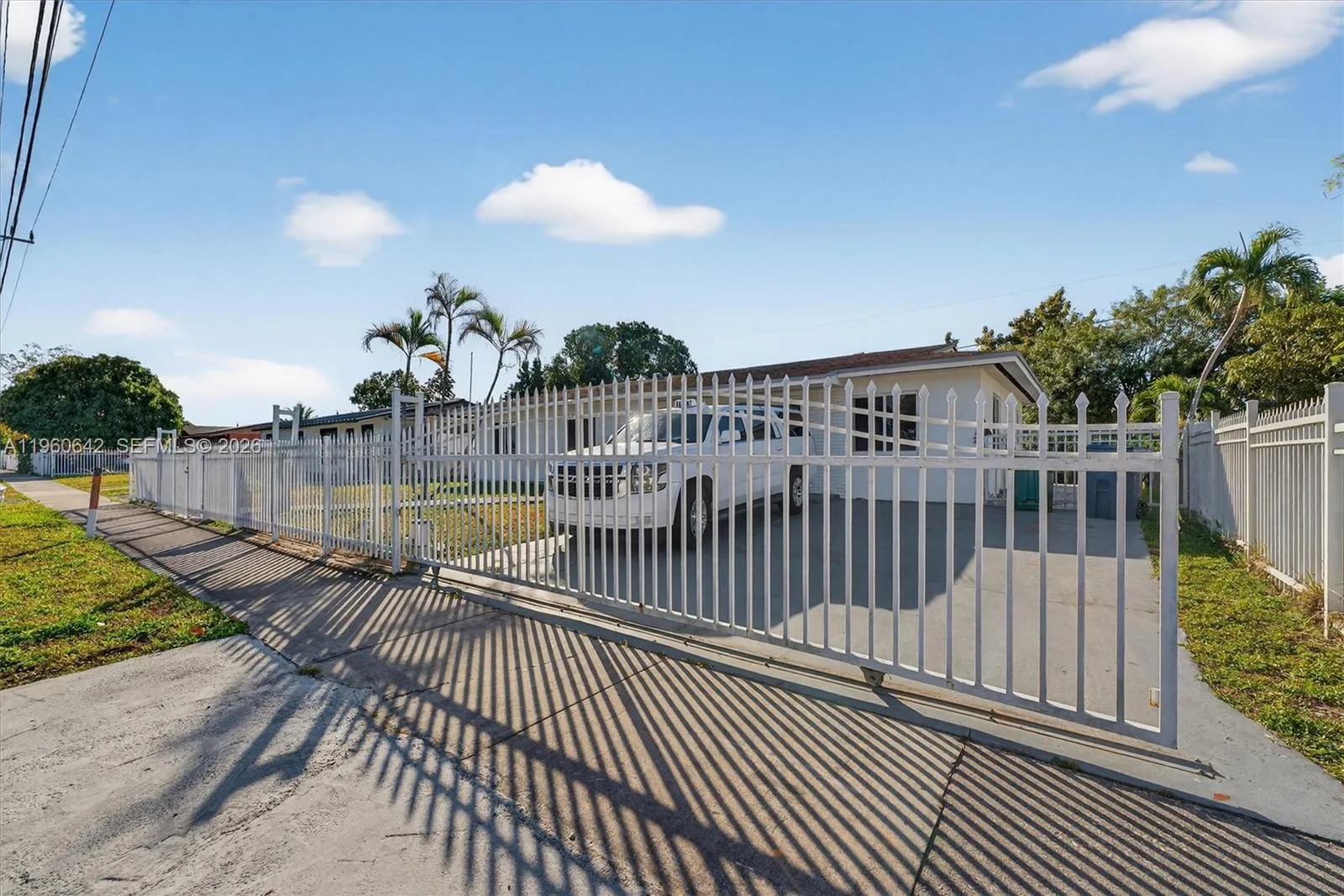 20 Ne 215th St, Miami Gardens, Florida 33179, Miami Gardens, Florida 33179, 3 Bedrooms Bedrooms, ,2 BathroomsBathrooms,Residential,For Sale,20 Ne 215th St, Miami Gardens, Florida 33179,A11960642