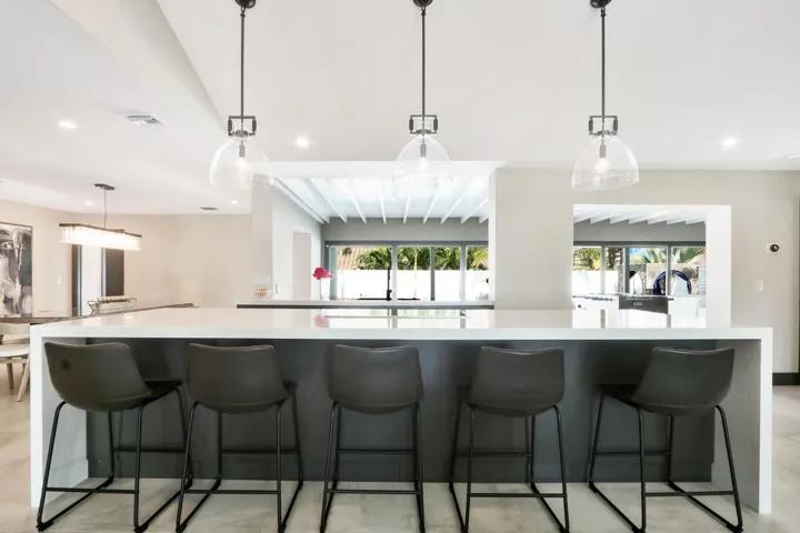 Bar top seating