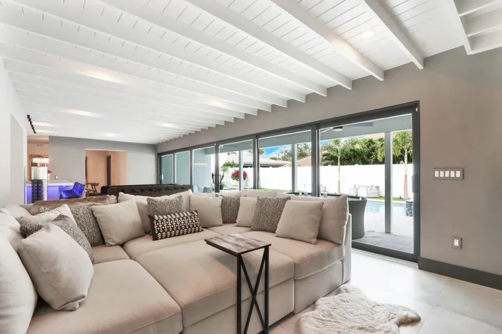 Ultra comfortable entertainment area