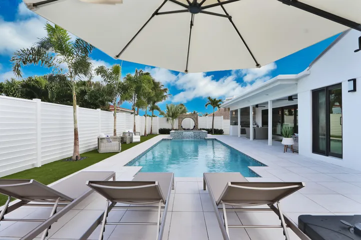 Privacy and ocean breezes