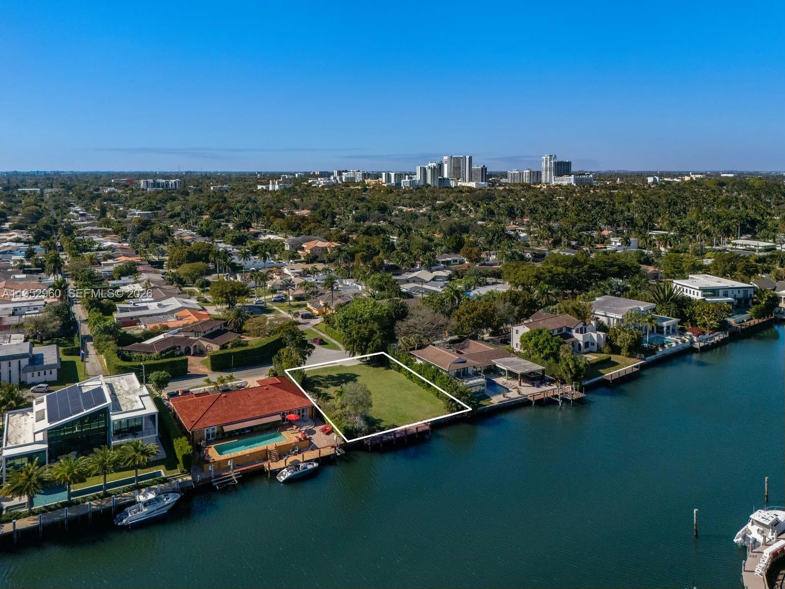 1101 Diplomat Pkwy, Hollywood, Florida 33019, Hollywood, Florida 33019, 6 Bedrooms Bedrooms, ,7 BathroomsBathrooms,Residential,For Sale,1101 Diplomat Pkwy, Hollywood, Florida 33019,A11952960