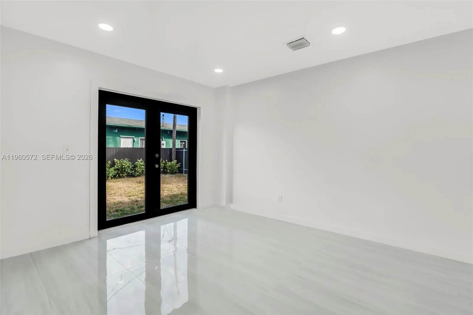 528 Nw 3rd Ct, Hallandale Beach, Florida 33009, Hallandale Beach, Florida 33009, 3 Bedrooms Bedrooms, ,2 BathroomsBathrooms,Residential,For Sale,528 Nw 3rd Ct, Hallandale Beach, Florida 33009,A11960572