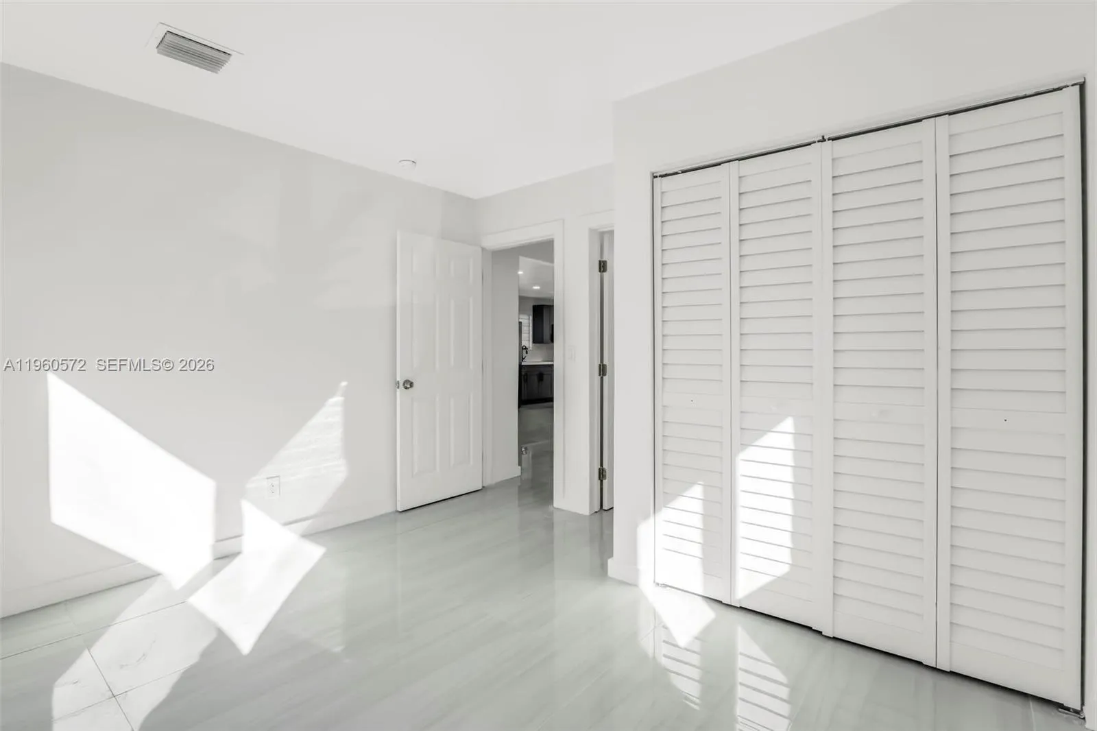 528 Nw 3rd Ct, Hallandale Beach, Florida 33009, Hallandale Beach, Florida 33009, 3 Bedrooms Bedrooms, ,2 BathroomsBathrooms,Residential,For Sale,528 Nw 3rd Ct, Hallandale Beach, Florida 33009,A11960572