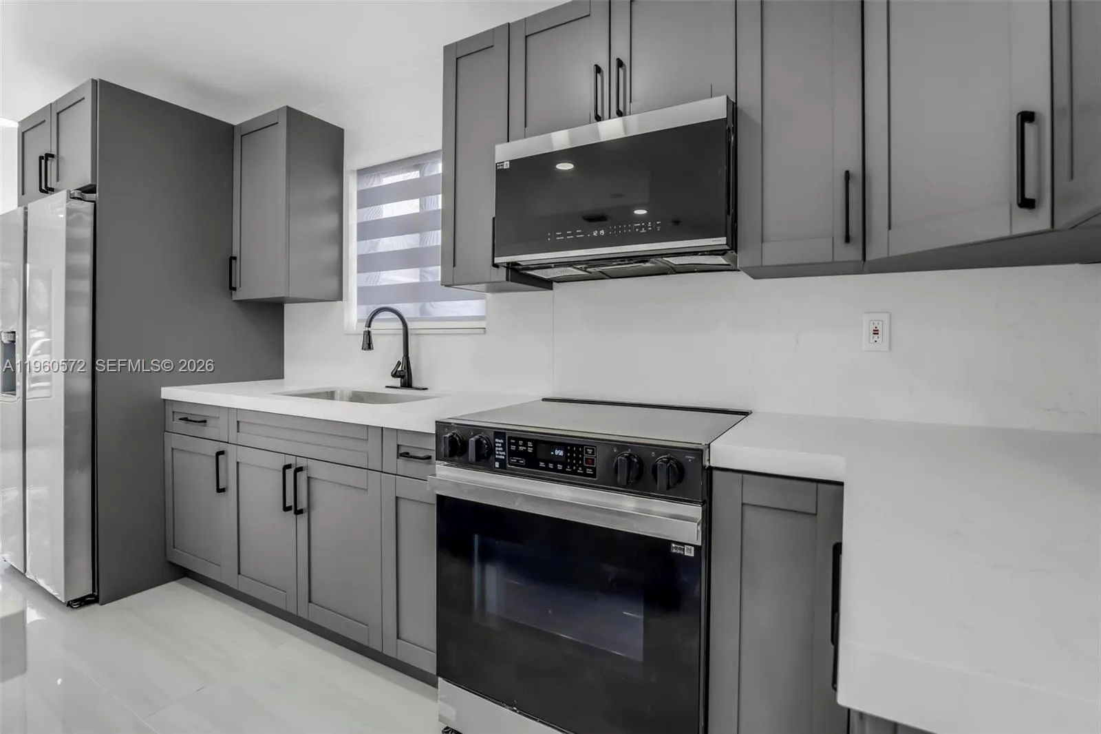 528 Nw 3rd Ct, Hallandale Beach, Florida 33009, Hallandale Beach, Florida 33009, 3 Bedrooms Bedrooms, ,2 BathroomsBathrooms,Residential,For Sale,528 Nw 3rd Ct, Hallandale Beach, Florida 33009,A11960572