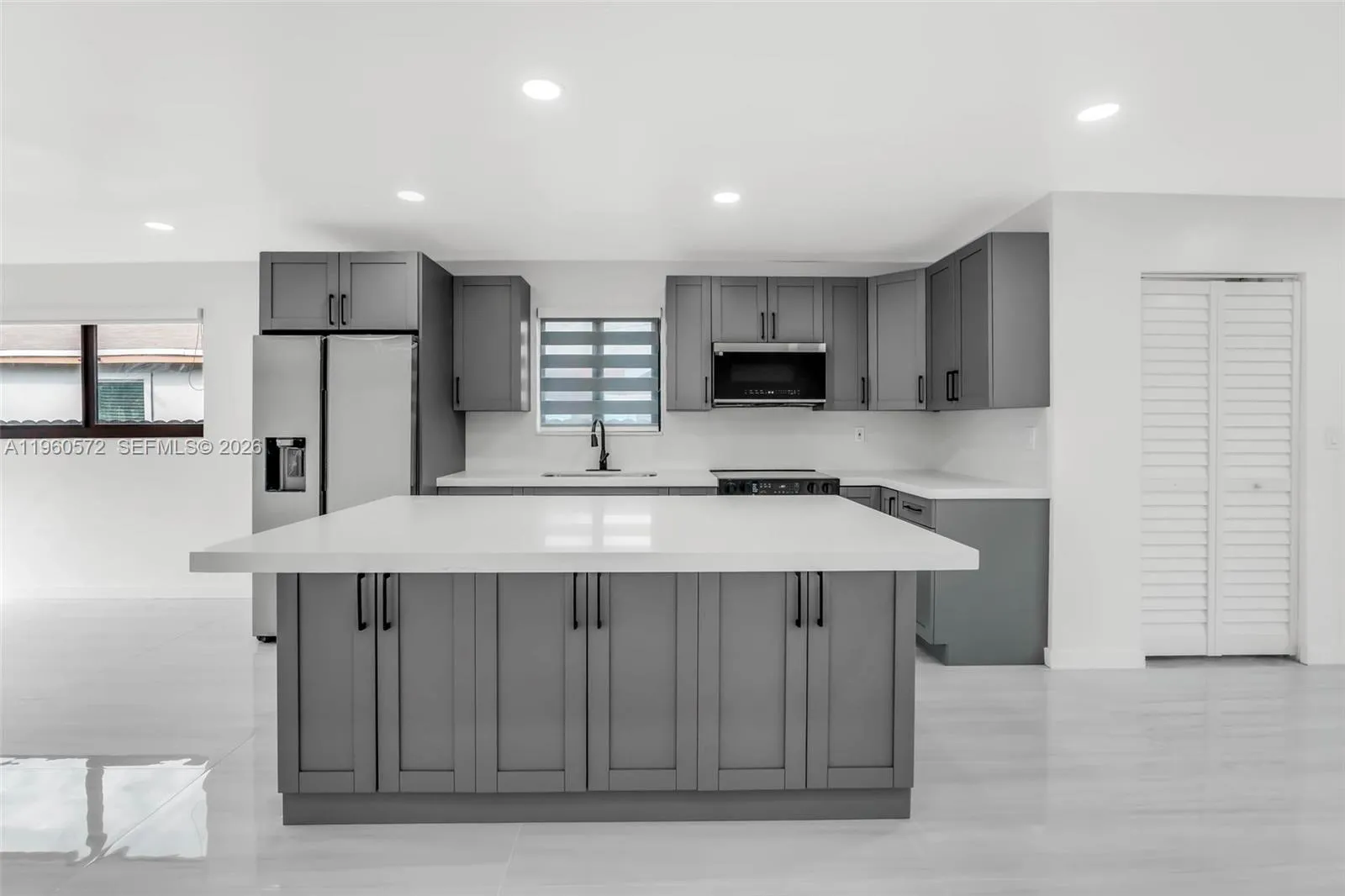 528 Nw 3rd Ct, Hallandale Beach, Florida 33009, Hallandale Beach, Florida 33009, 3 Bedrooms Bedrooms, ,2 BathroomsBathrooms,Residential,For Sale,528 Nw 3rd Ct, Hallandale Beach, Florida 33009,A11960572