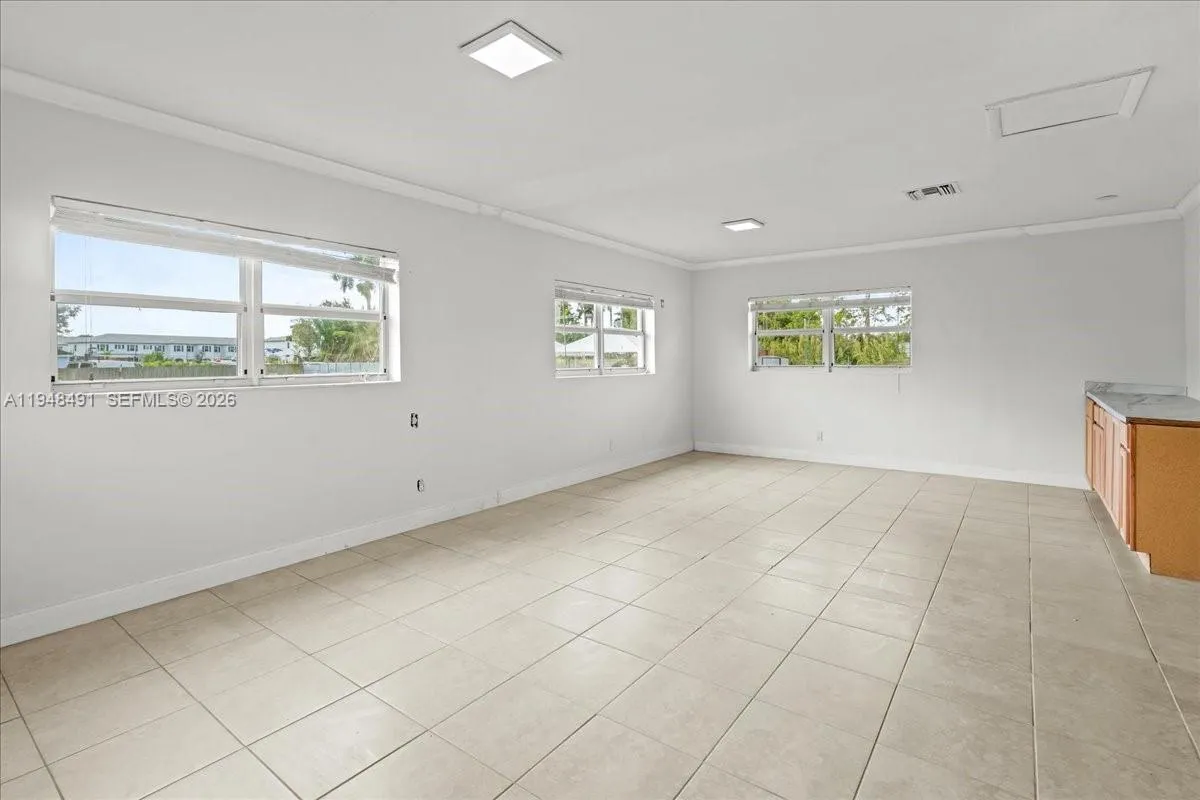 29170 Old Dixie Hwy, Homestead, Florida 33033, Homestead, Florida 33033, 4 Bedrooms Bedrooms, ,2 BathroomsBathrooms,Residential,For Sale,29170 Old Dixie Hwy, Homestead, Florida 33033,A11948491