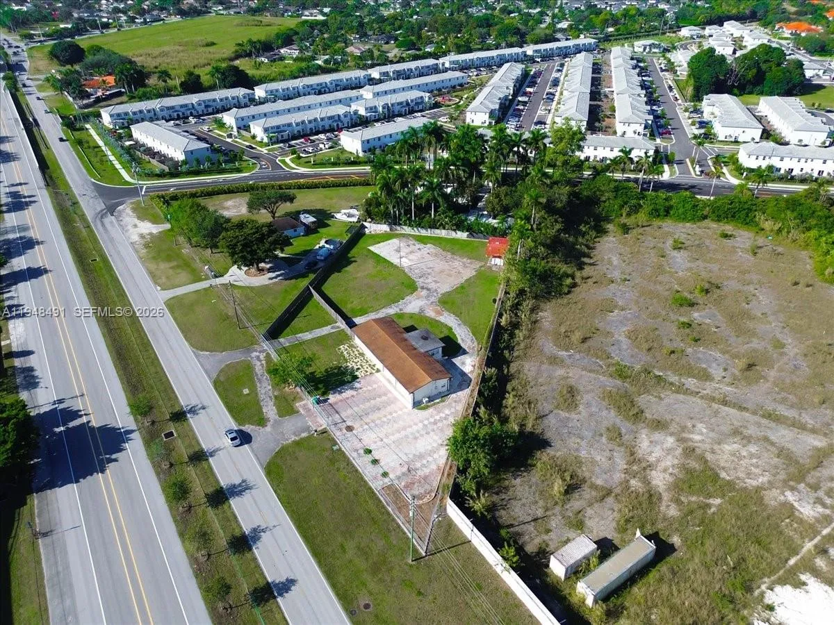 29170 Old Dixie Hwy, Homestead, Florida 33033, Homestead, Florida 33033, 4 Bedrooms Bedrooms, ,2 BathroomsBathrooms,Residential,For Sale,29170 Old Dixie Hwy, Homestead, Florida 33033,A11948491
