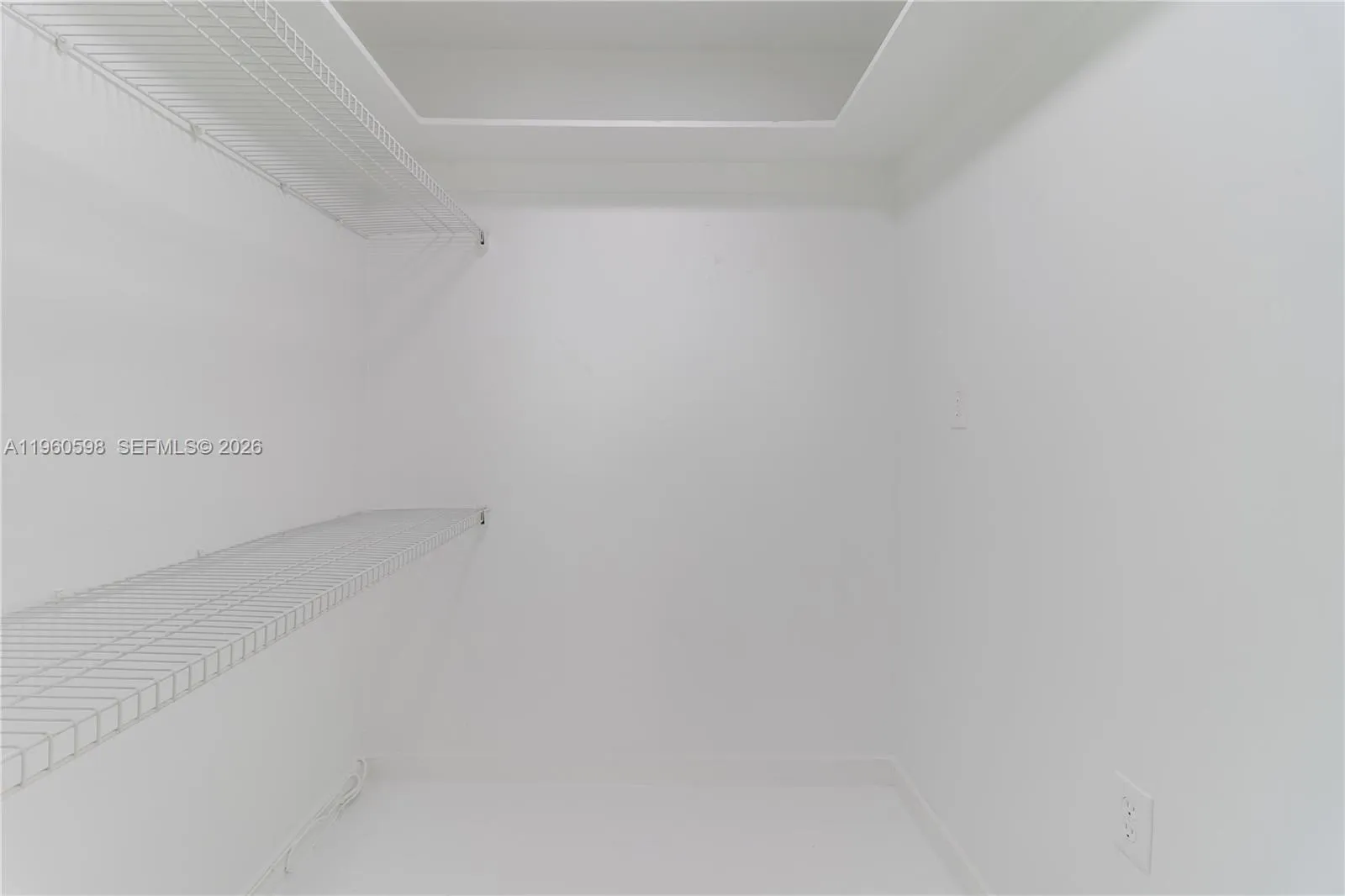 710 11th St 5, Miami Beach, Florida 33139, Miami Beach, Florida 33139, 2 Bedrooms Bedrooms, ,2 BathroomsBathrooms,Residential,For Sale,710 11th St 5, Miami Beach, Florida 33139,A11960598