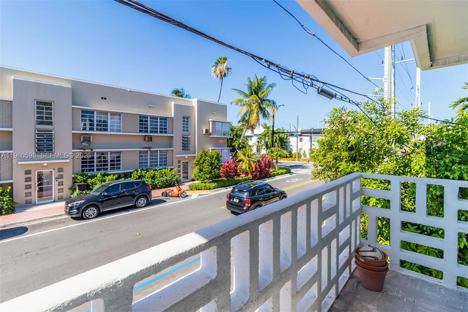 710 11th St 5, Miami Beach, Florida 33139, Miami Beach, Florida 33139, 2 Bedrooms Bedrooms, ,2 BathroomsBathrooms,Residential,For Sale,710 11th St 5, Miami Beach, Florida 33139,A11960598