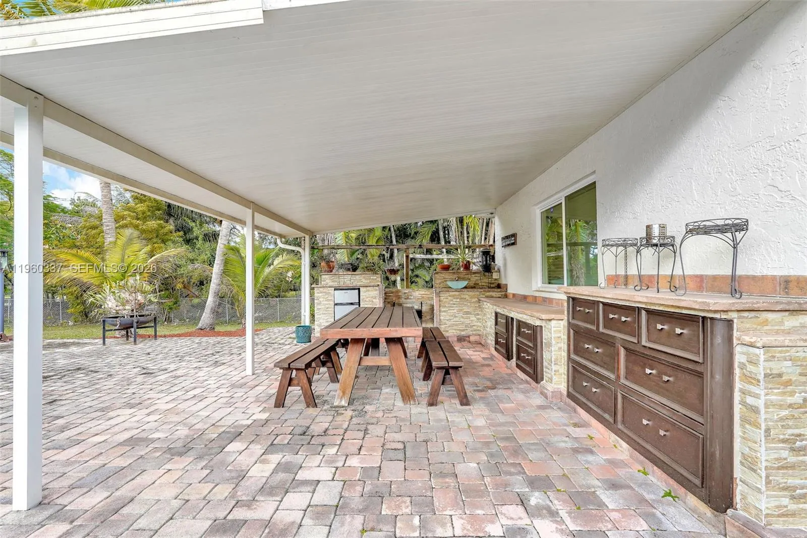 5021 Sw 168th Ave, Southwest Ranches, Florida 3333, Southwest Ranches, Florida 33331, 4 Bedrooms Bedrooms, ,2 BathroomsBathrooms,Residential,For Sale,5021 Sw 168th Ave, Southwest Ranches, Florida 3333,A11960337