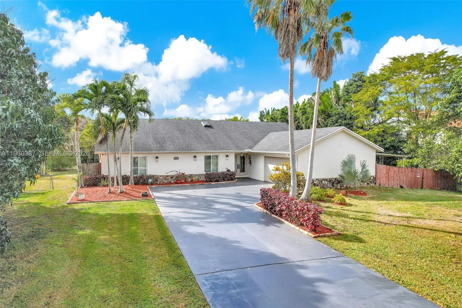 5021 Sw 168th Ave, Southwest Ranches, Florida 3333, Southwest Ranches, Florida 33331, 4 Bedrooms Bedrooms, ,2 BathroomsBathrooms,Residential,For Sale,5021 Sw 168th Ave, Southwest Ranches, Florida 3333,A11960337