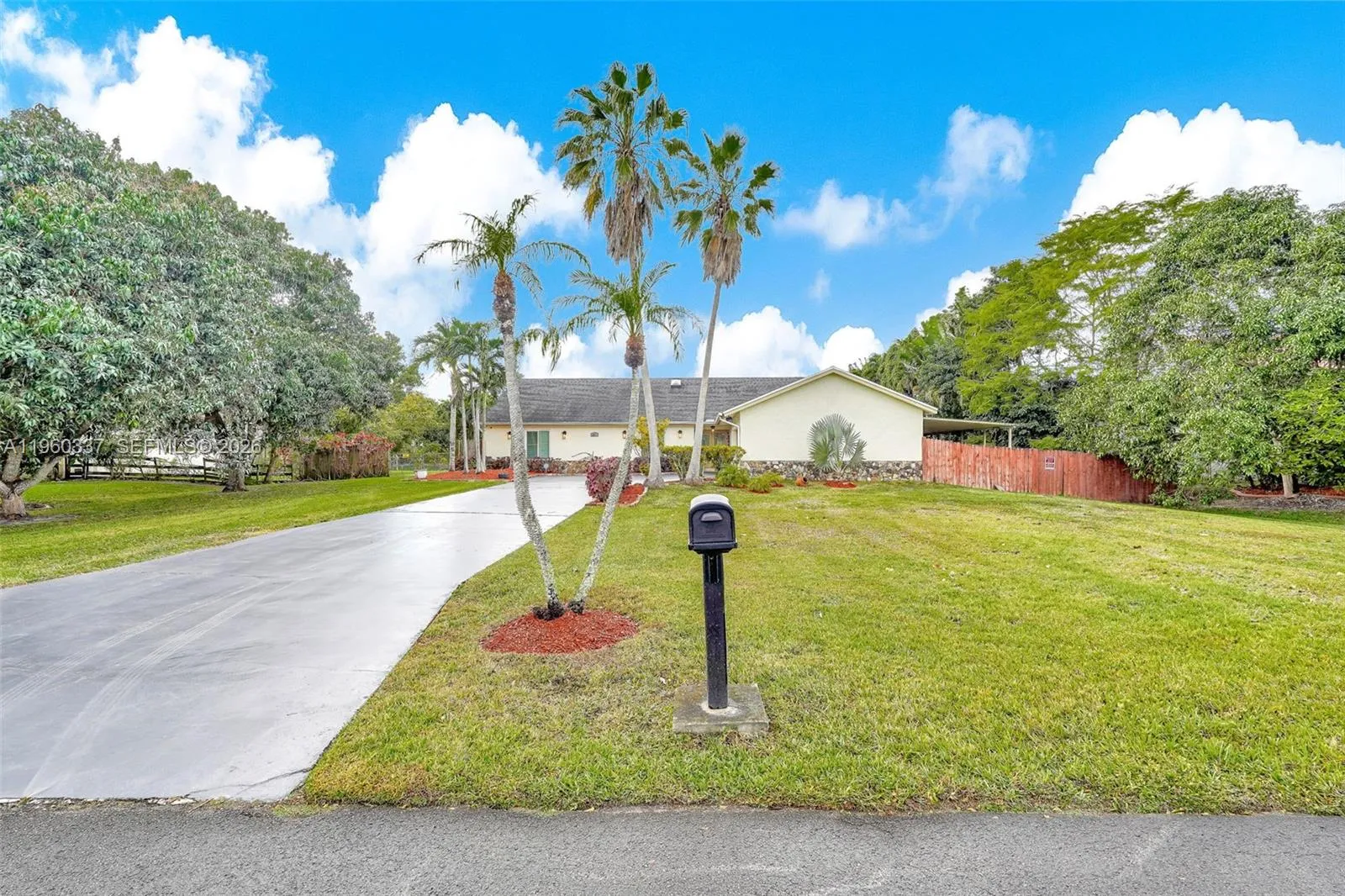 5021 Sw 168th Ave, Southwest Ranches, Florida 3333, Southwest Ranches, Florida 33331, 4 Bedrooms Bedrooms, ,2 BathroomsBathrooms,Residential,For Sale,5021 Sw 168th Ave, Southwest Ranches, Florida 3333,A11960337