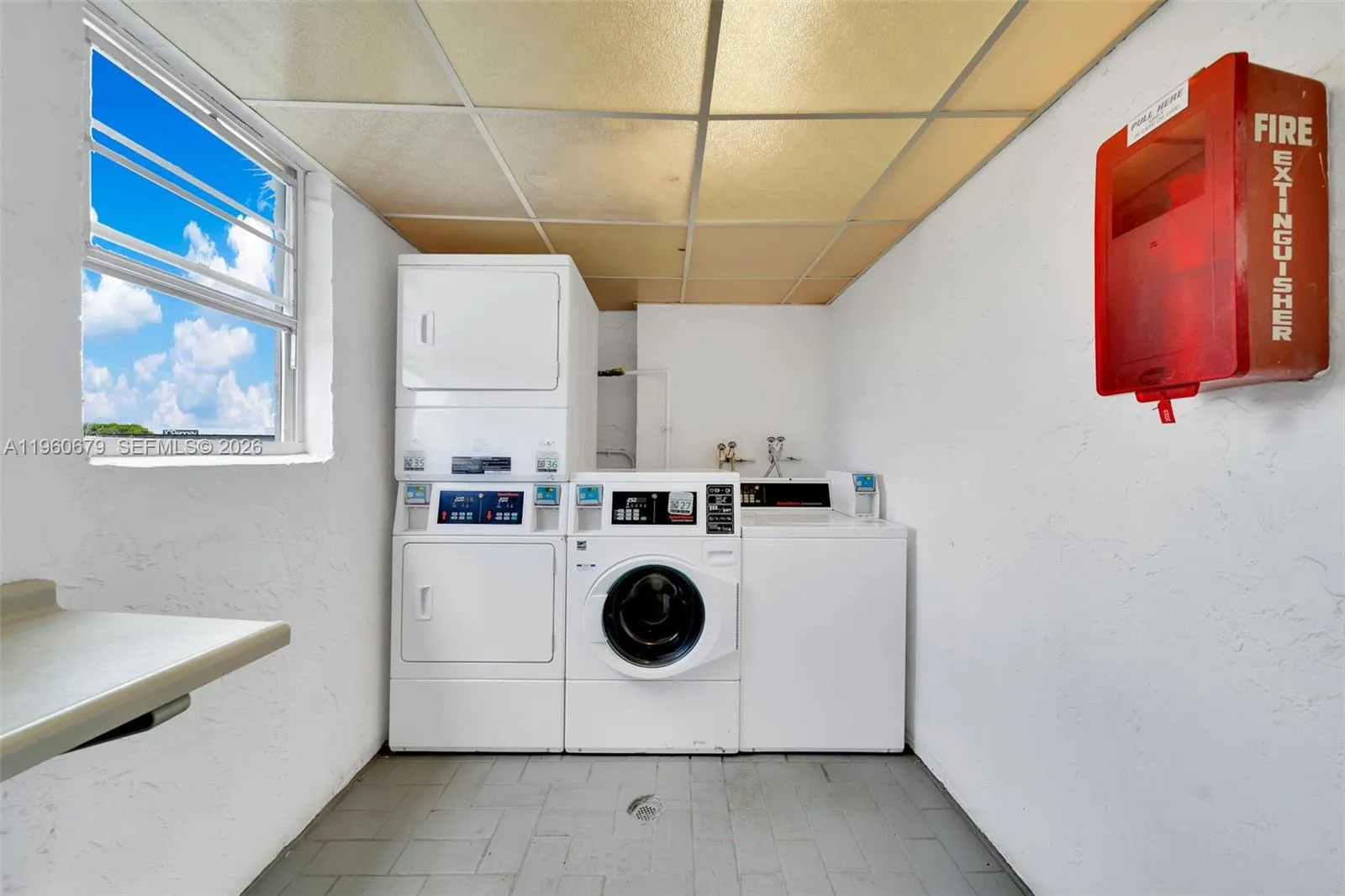 6900 N Kendall Dr A303, Pinecrest, Florida 33156, Pinecrest, Florida 33156, 1 Bedroom Bedrooms, ,1 BathroomBathrooms,Residential,For Sale,6900 N Kendall Dr A303, Pinecrest, Florida 33156,A11960679