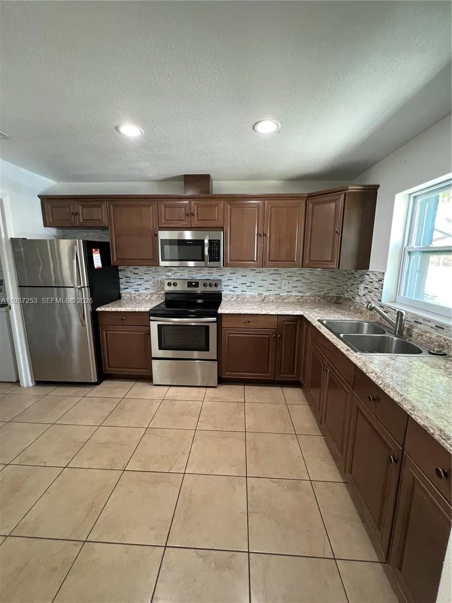 28202 Sw 143rd Ct, Homestead, Florida 33033, Homestead, Florida 33033, 2 Bedrooms Bedrooms, ,2 BathroomsBathrooms,Residential,For Sale,28202 Sw 143rd Ct, Homestead, Florida 33033,A11957253