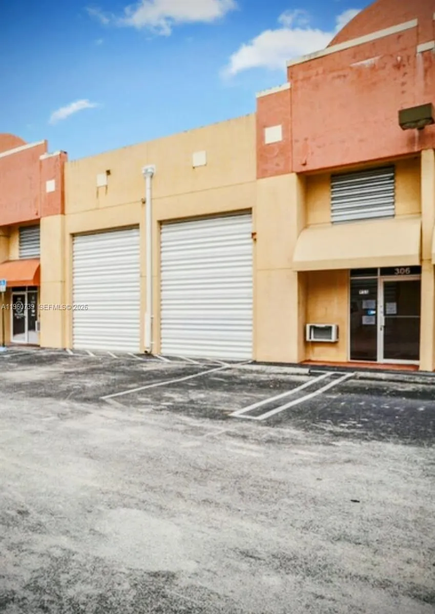 12361 Sw 128th Ct 203, Miami, Florida 33186, Miami, Florida 33186, ,Commercial Lease,For Rent,12361 Sw 128th Ct 203, Miami, Florida 33186,A11960739